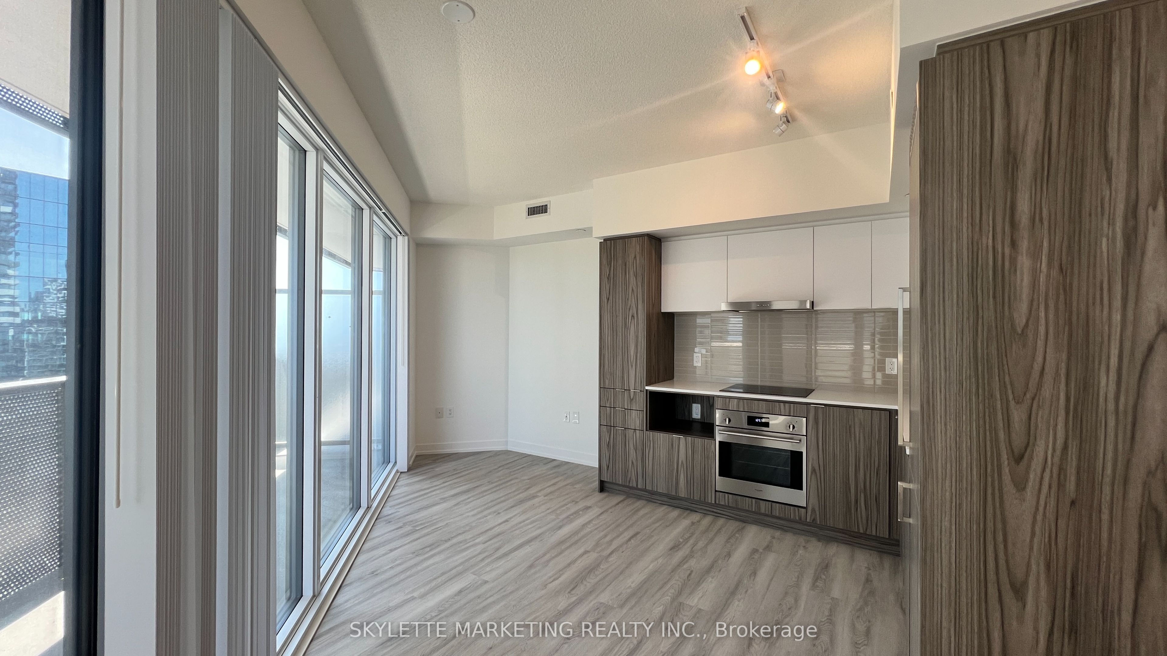 Additional image 2 of 3308-55 Cooper Street, Toronto, ON, M5E 0G1