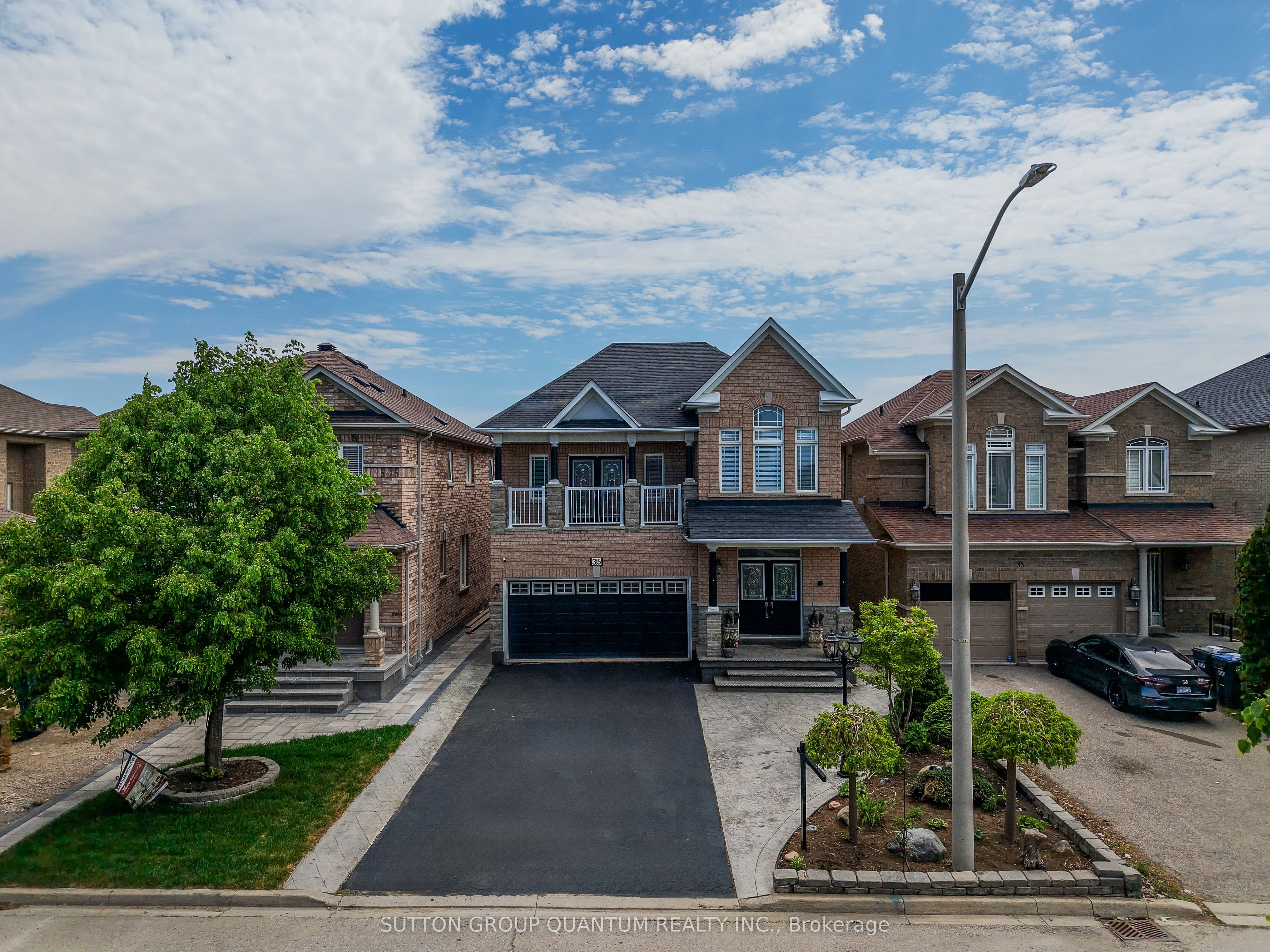 35 Devonsleigh Drive, Brampton, ON, L7A 3S3 photo 2