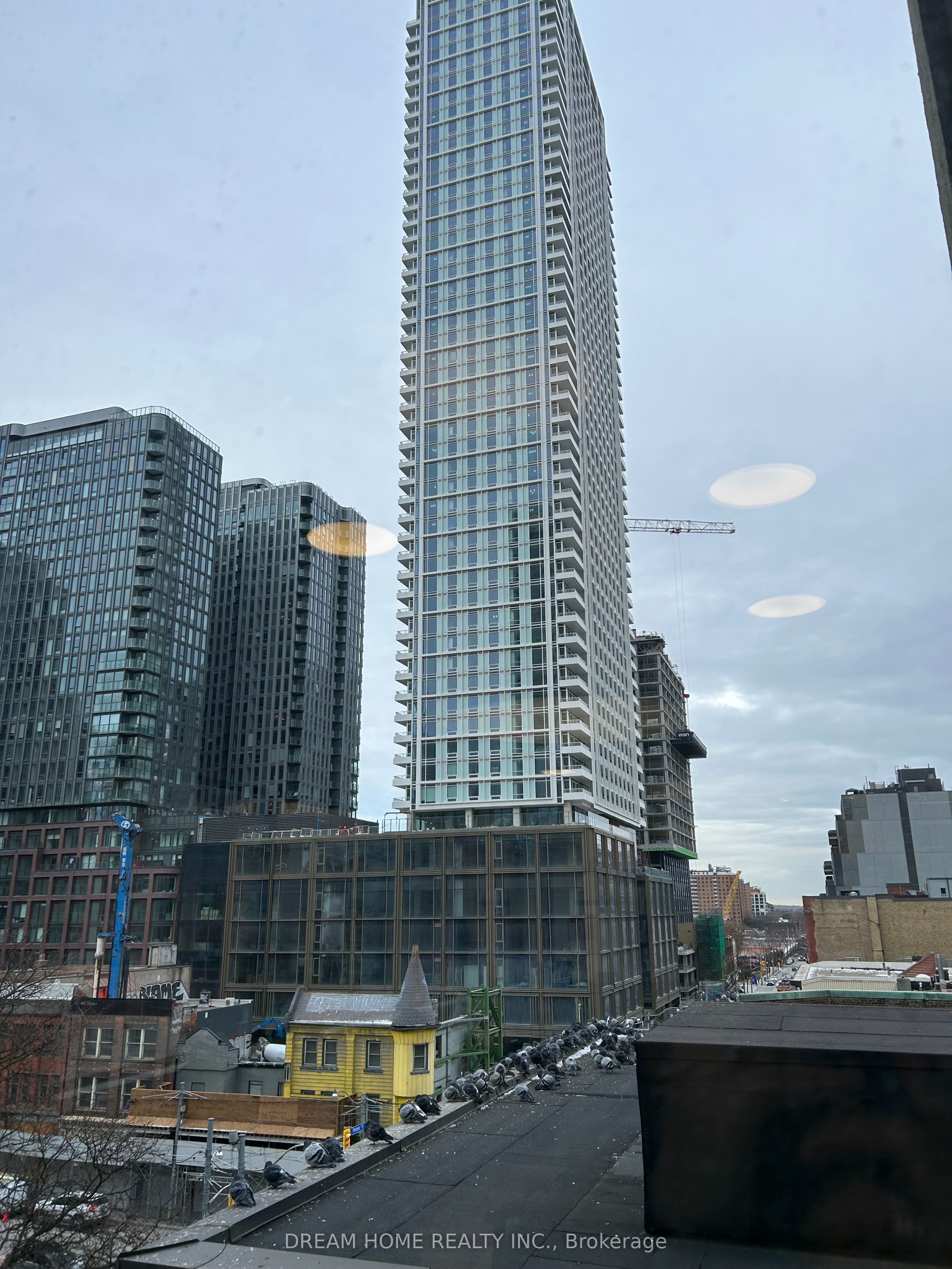 2309-88 Queen Street E, Toronto, ON, M5C 0B6