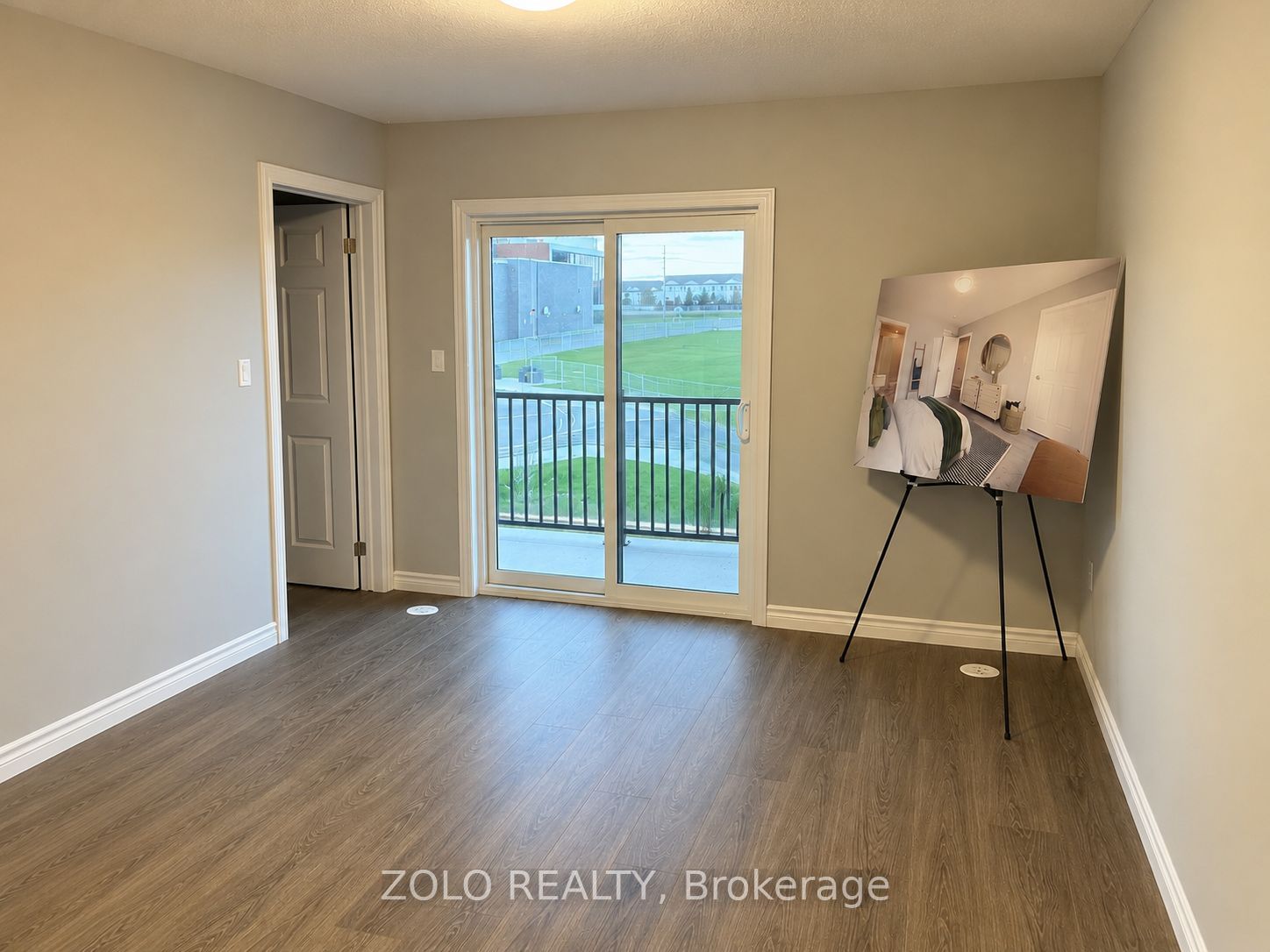 172 Oat Lane, Kitchener, ON, N2R 0S8 photo 2