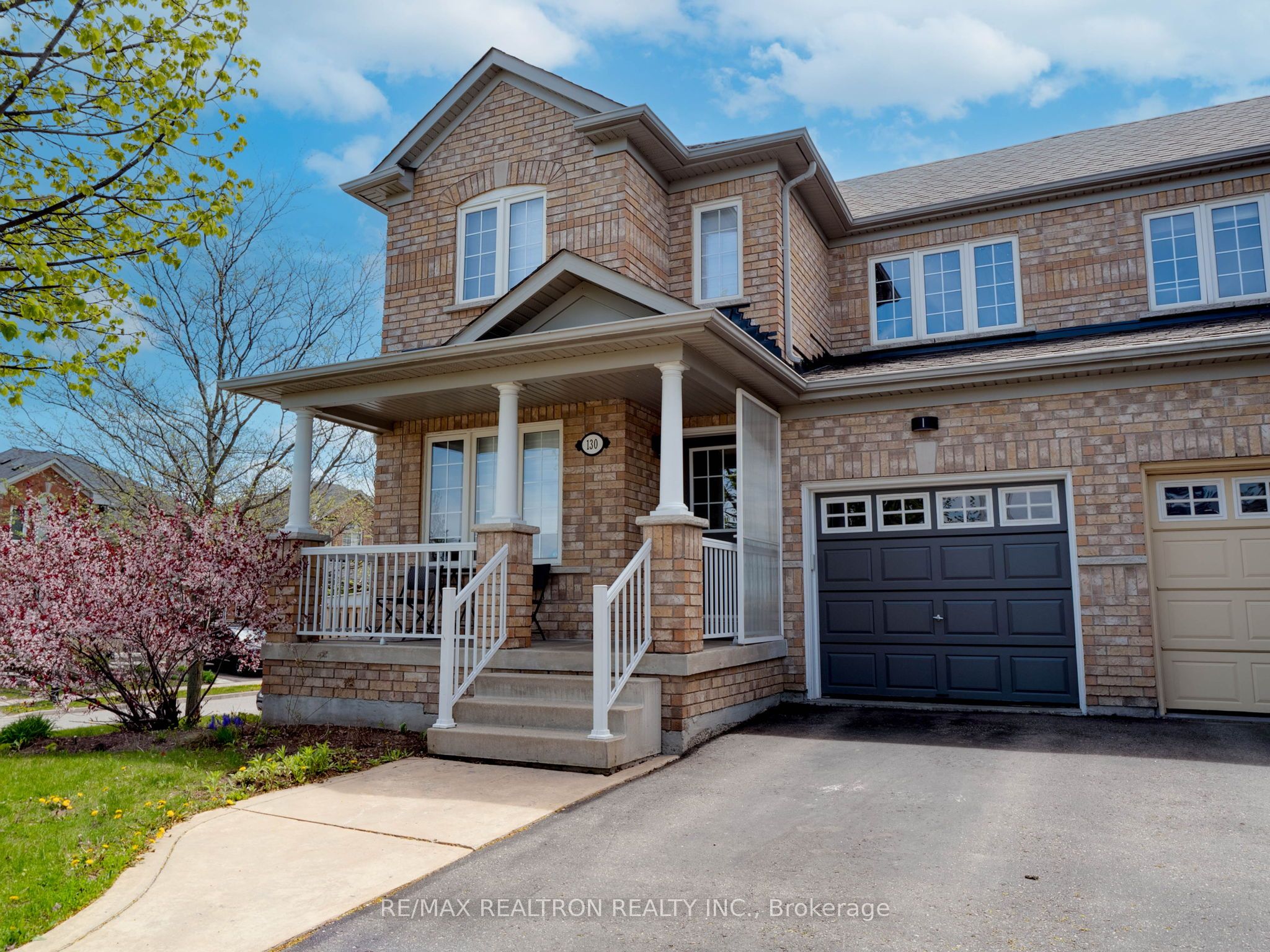130 Aspenwood Drive, Newmarket, ON, L3X 2X6