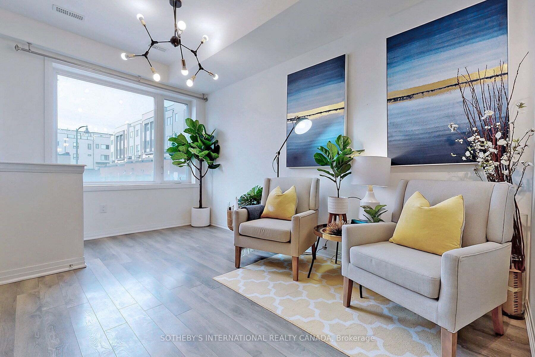 27 Thomas Mulholland Drive, Toronto, ON, M3K 0A8 photo 3