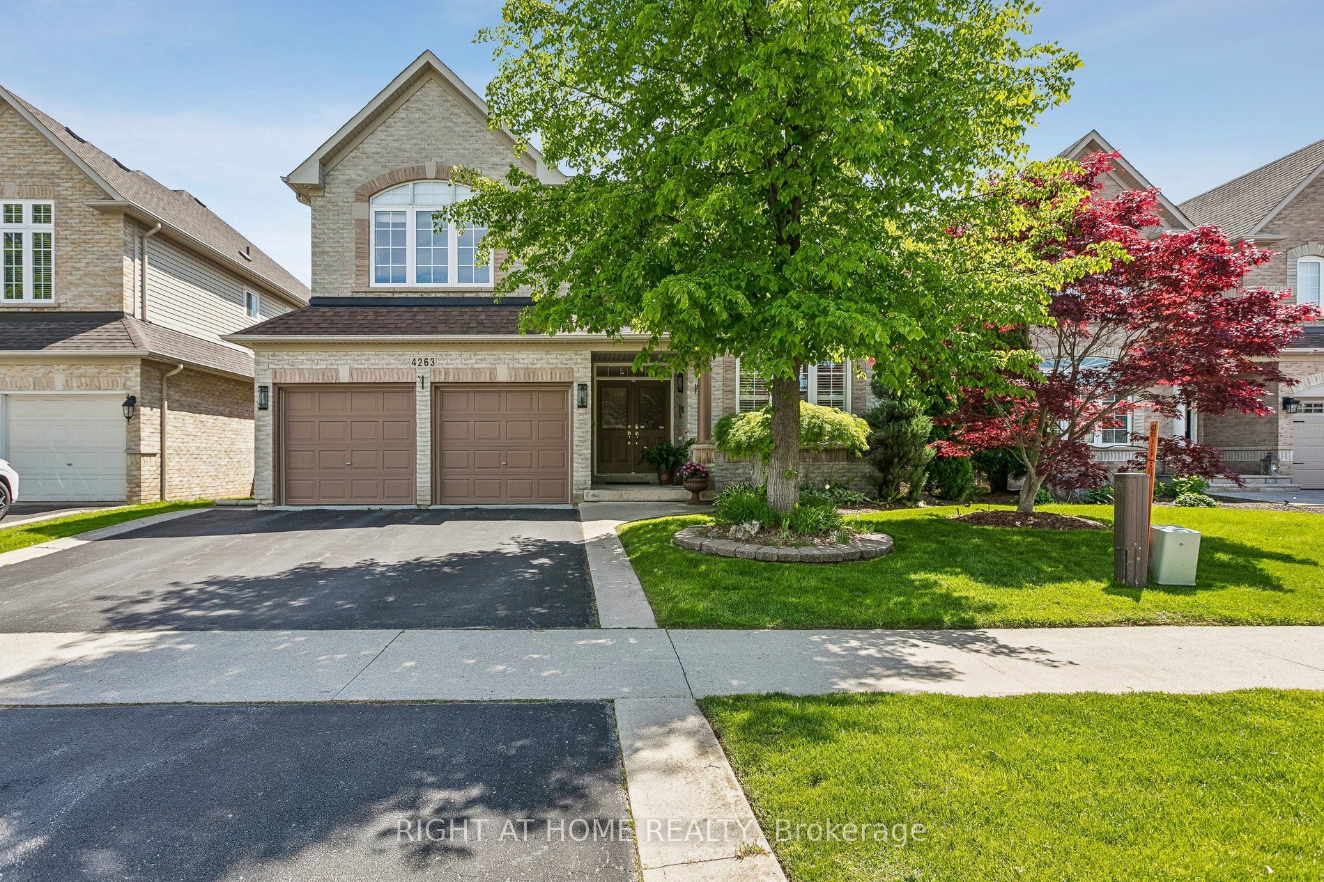4263 Couples Crescent, Burlington, ON, L7M 4Z2 photo 2