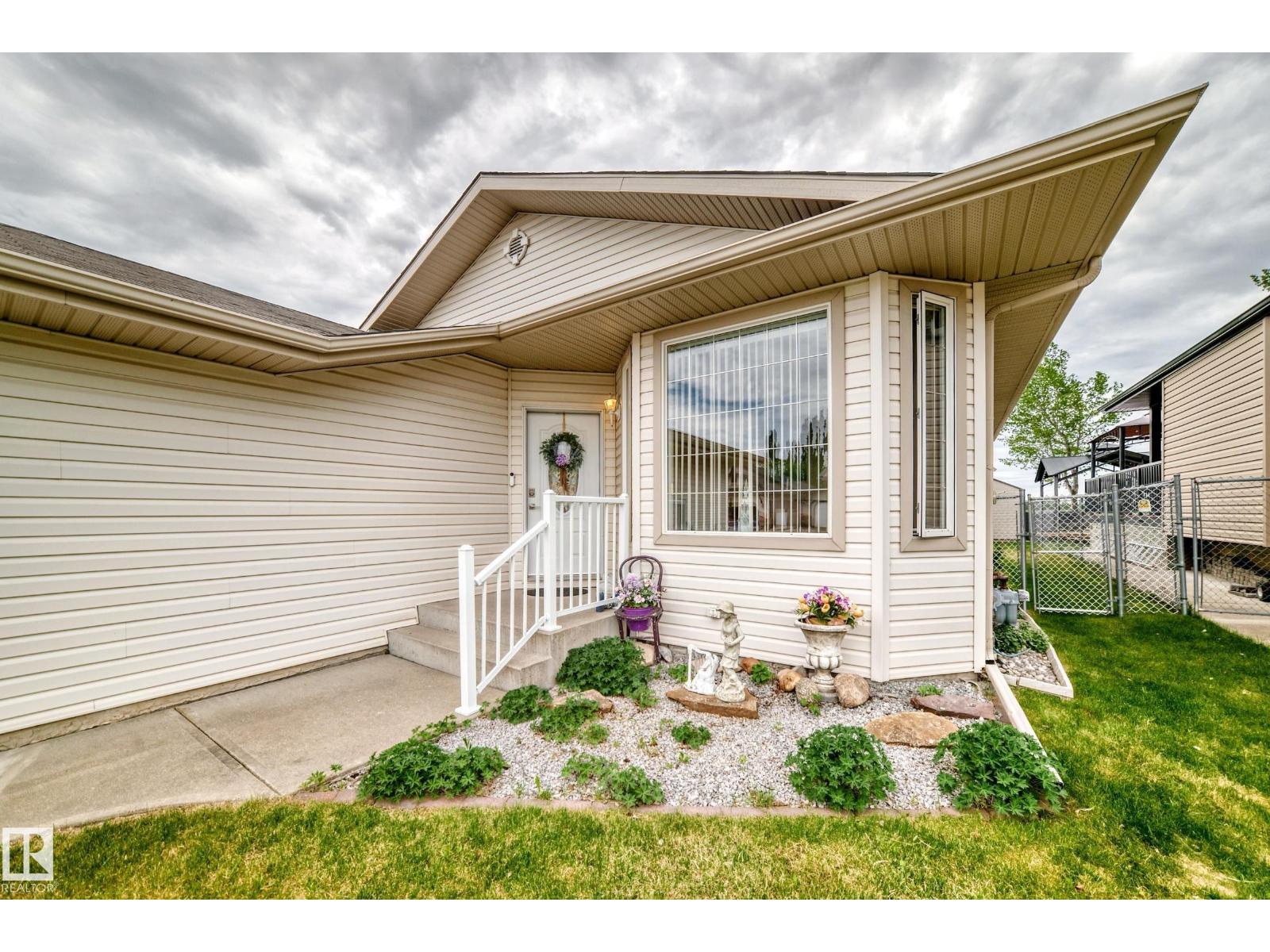 40 Heritage Crescent, Stony Plain, AB, T7Z2G1 photo 4