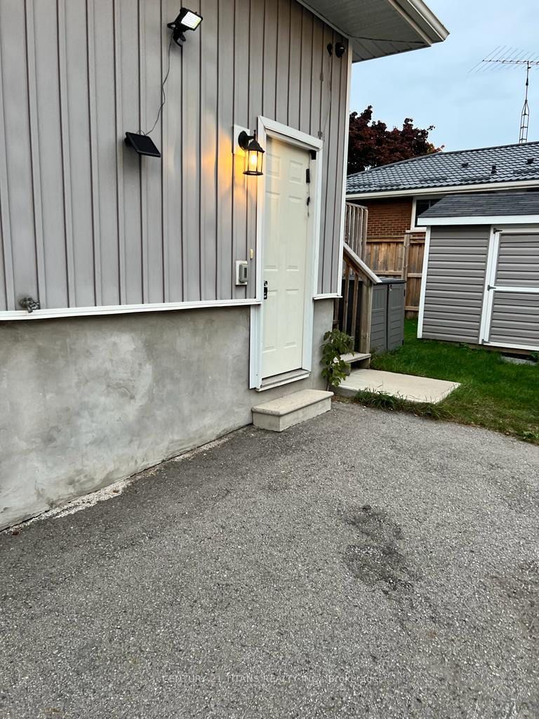 Lower-1215 King Street E, Oshawa, ON, L1H 1H6