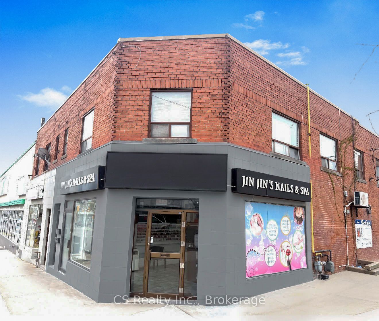 Corner-2636 Eglinton Avenue W, Toronto, ON, M6M 1T7