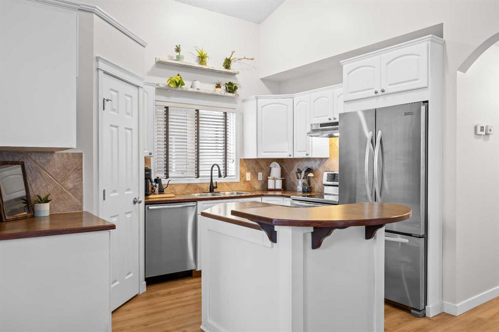 Additional image 6 of 179 Silver Springs Way NW, Airdrie, AB, T4B 2Y3