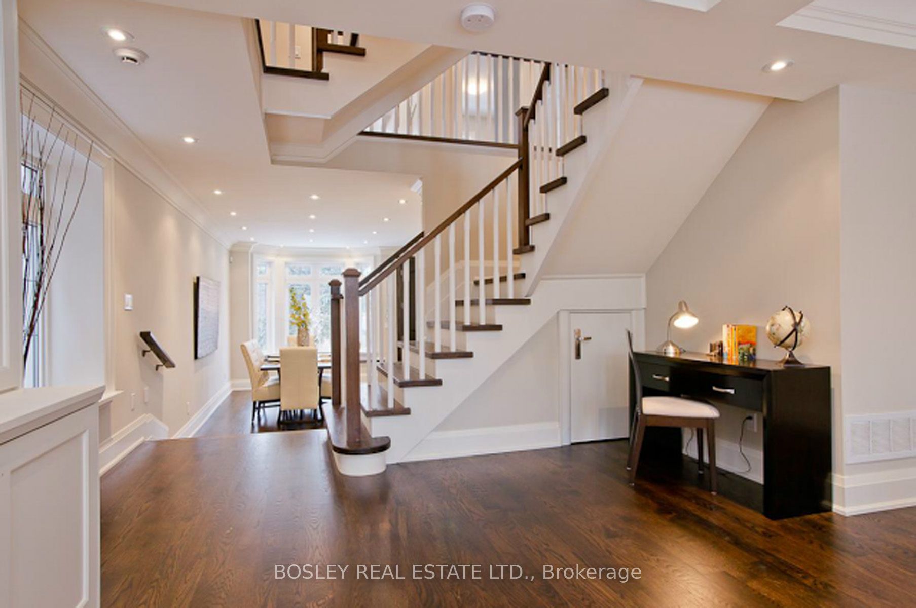 Upper-19 Cardiff Road, Toronto, ON, M4P 2N6 photo 4