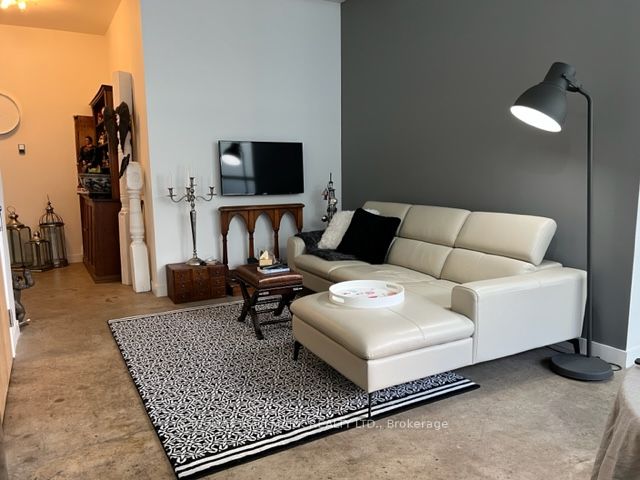 1060-155 Dalhousie Street, Toronto, ON, M5B 2P7 photo 3
