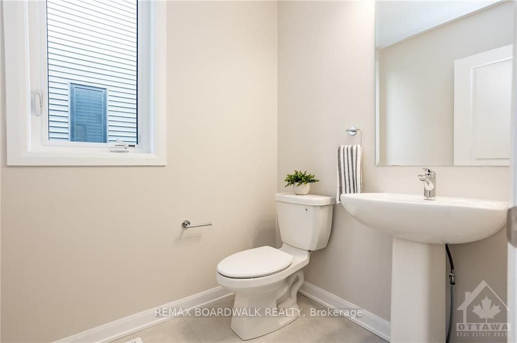 Additional image 4 of 262 Tullaghan Heights, Ottawa, ON, K2J 7C2