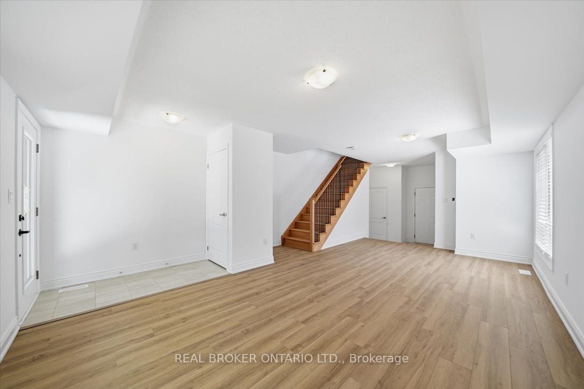 Additional image 3 of 6175 Kingston Road, Toronto, ON, M1C 1K8