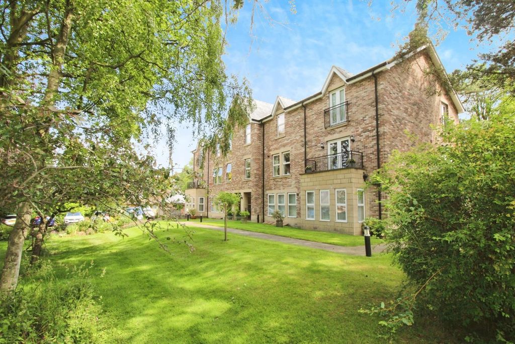 3 bed flat for saleLocker Lane, Ripon HG4