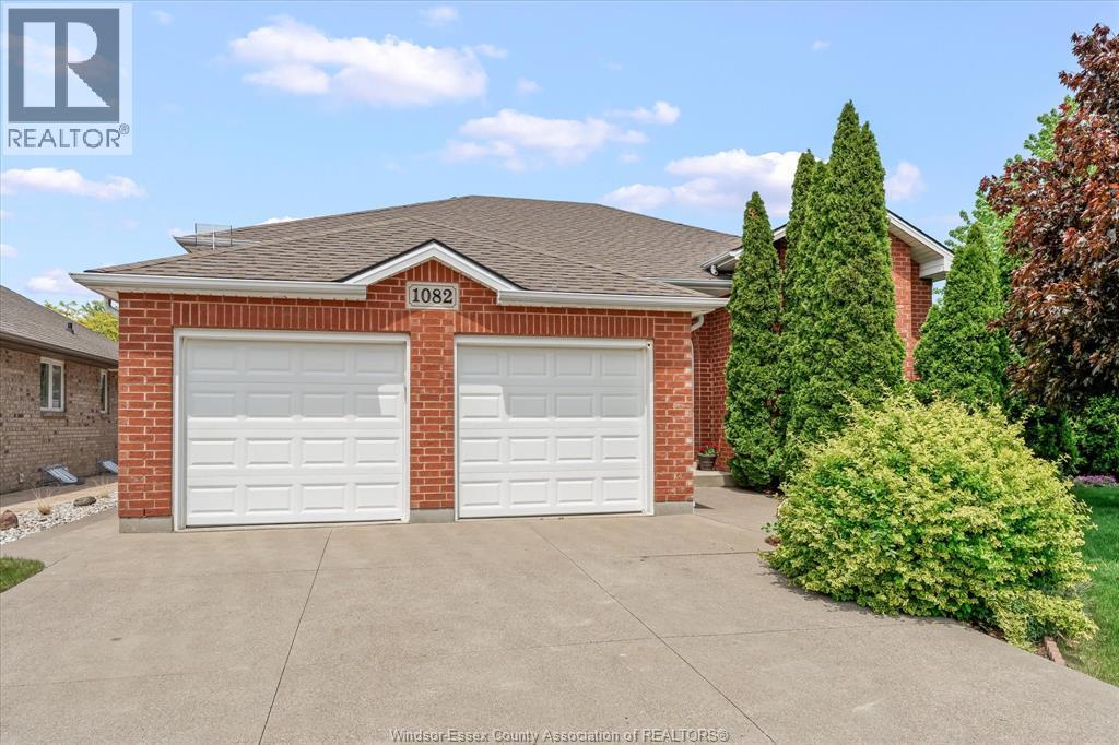 1082 Monarch Meadows, Lakeshore, ON, N0R1A0 photo 3