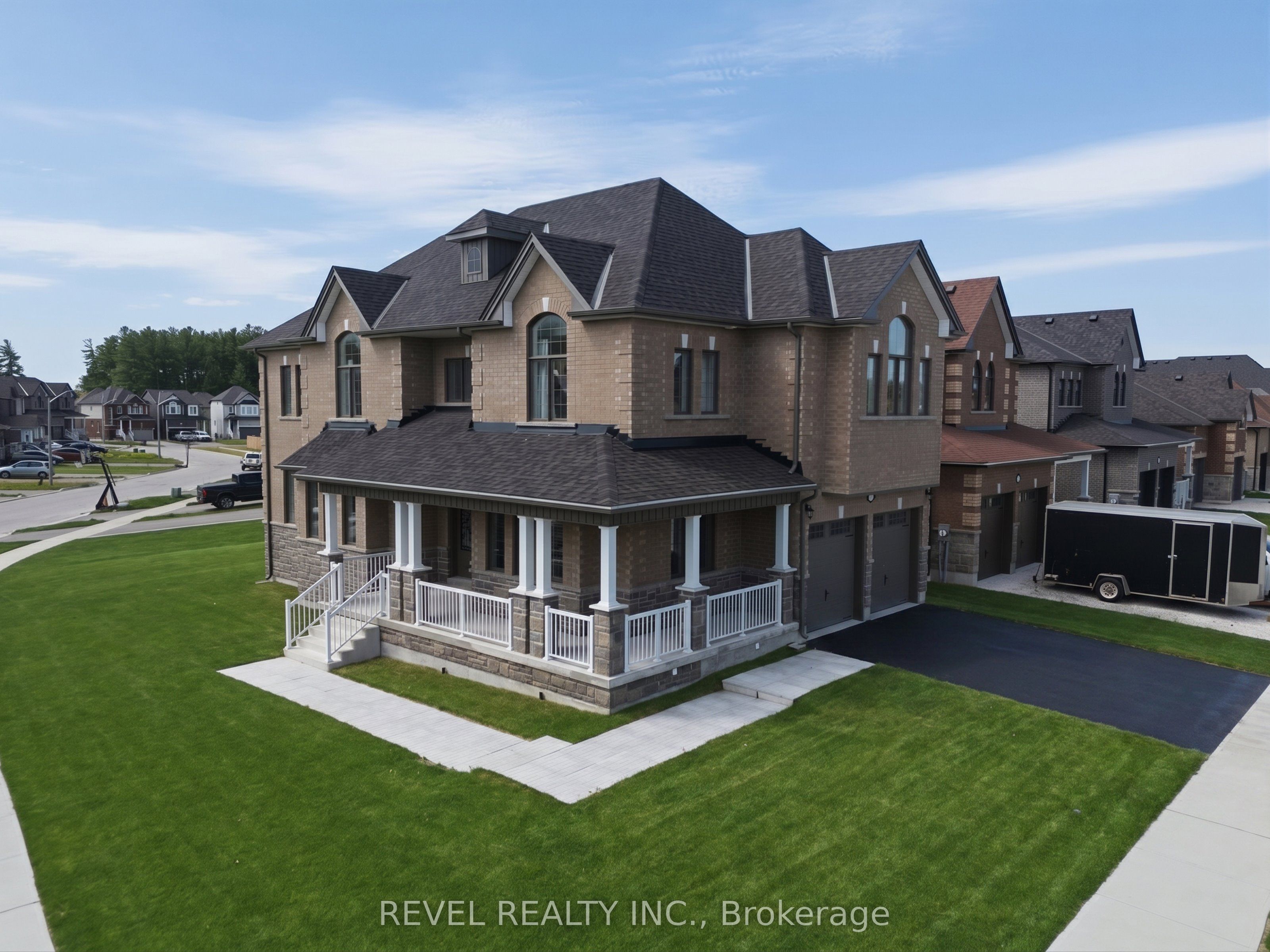 63 Wood Crescent, Essa, ON, L3W 0M5