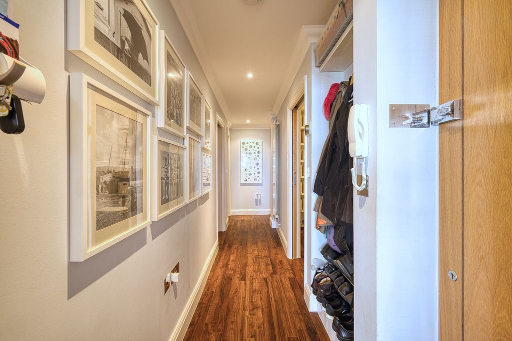 2 bed flat for saleSion Hill, Ramsgate CT11 photo 5