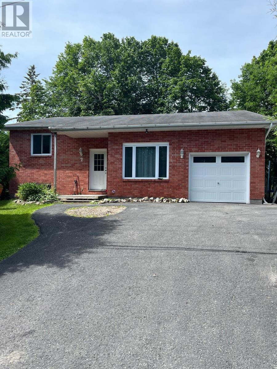 2 Caribou Avenue, Ottawa, ON, K2S1M5