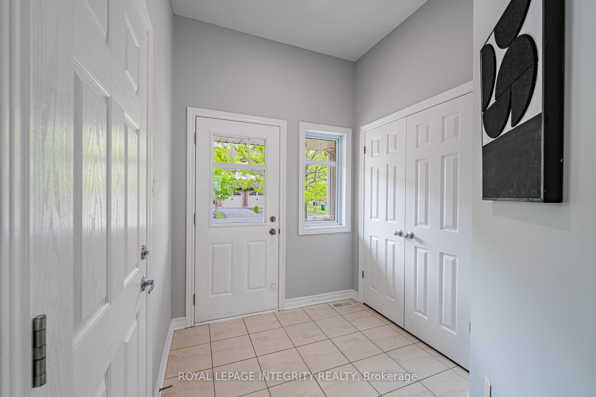 132 Mancini Way E, Ottawa, ON, K2J 3V1 photo 3