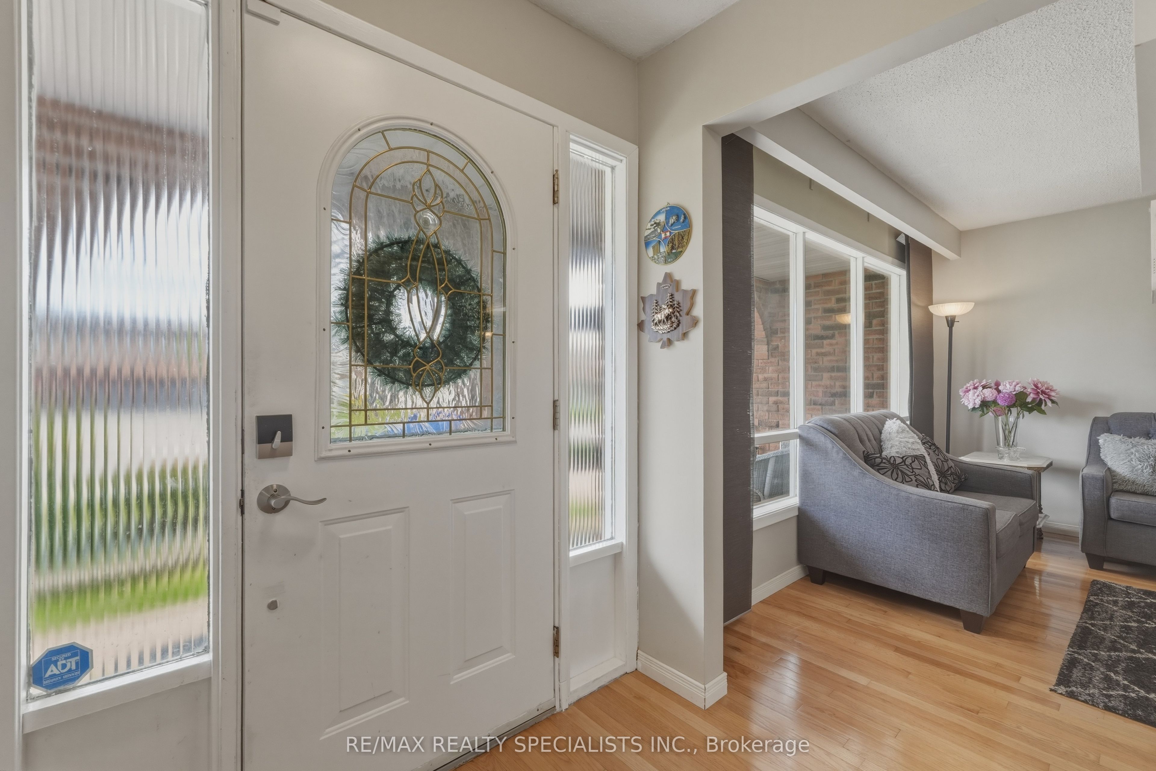 817 Syer Drive, Milton, ON, L9T 4C6 photo 4