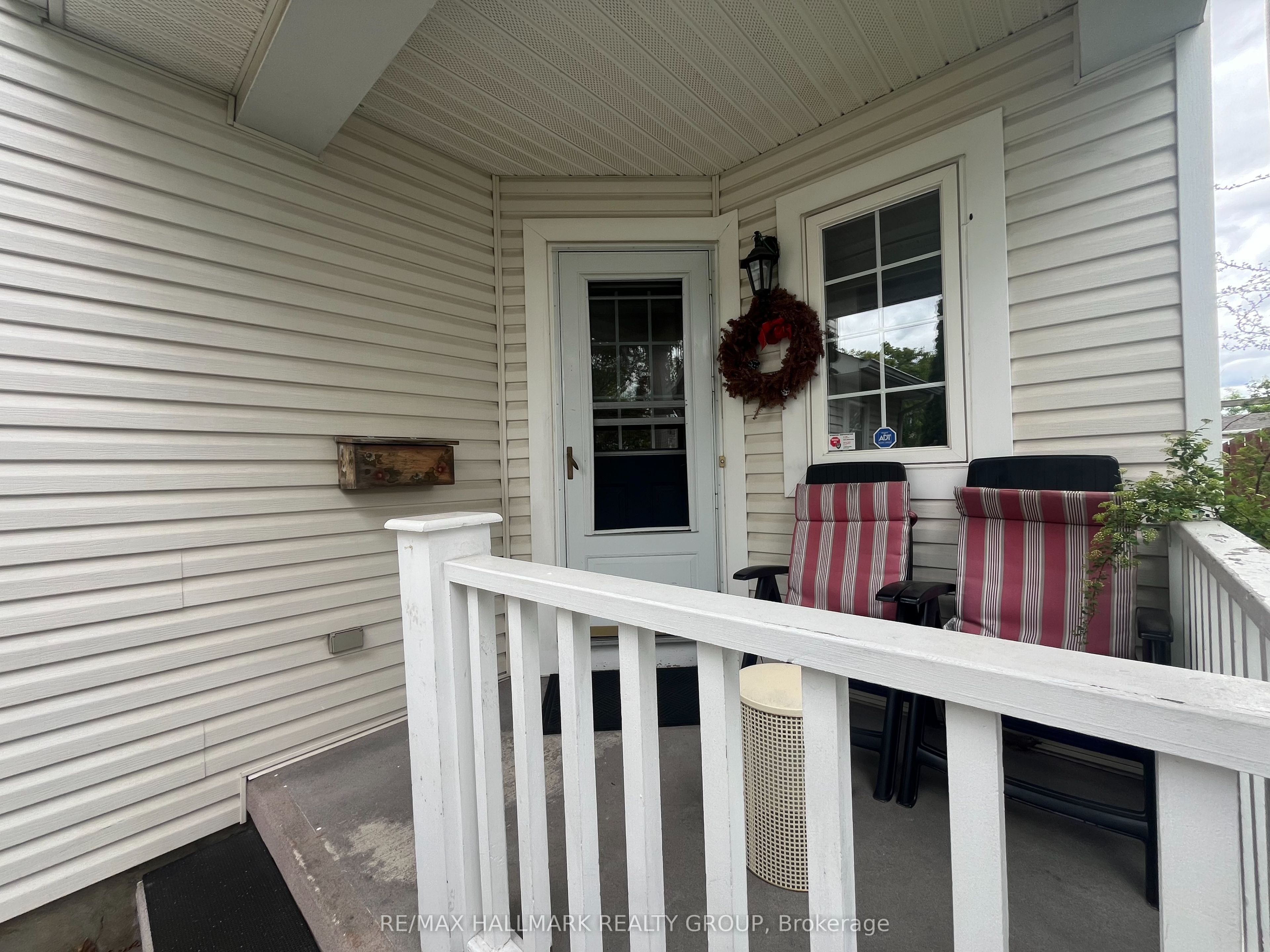 Additional image 3 of 827 Como Crescent, Ottawa, ON, K4A 3Z8