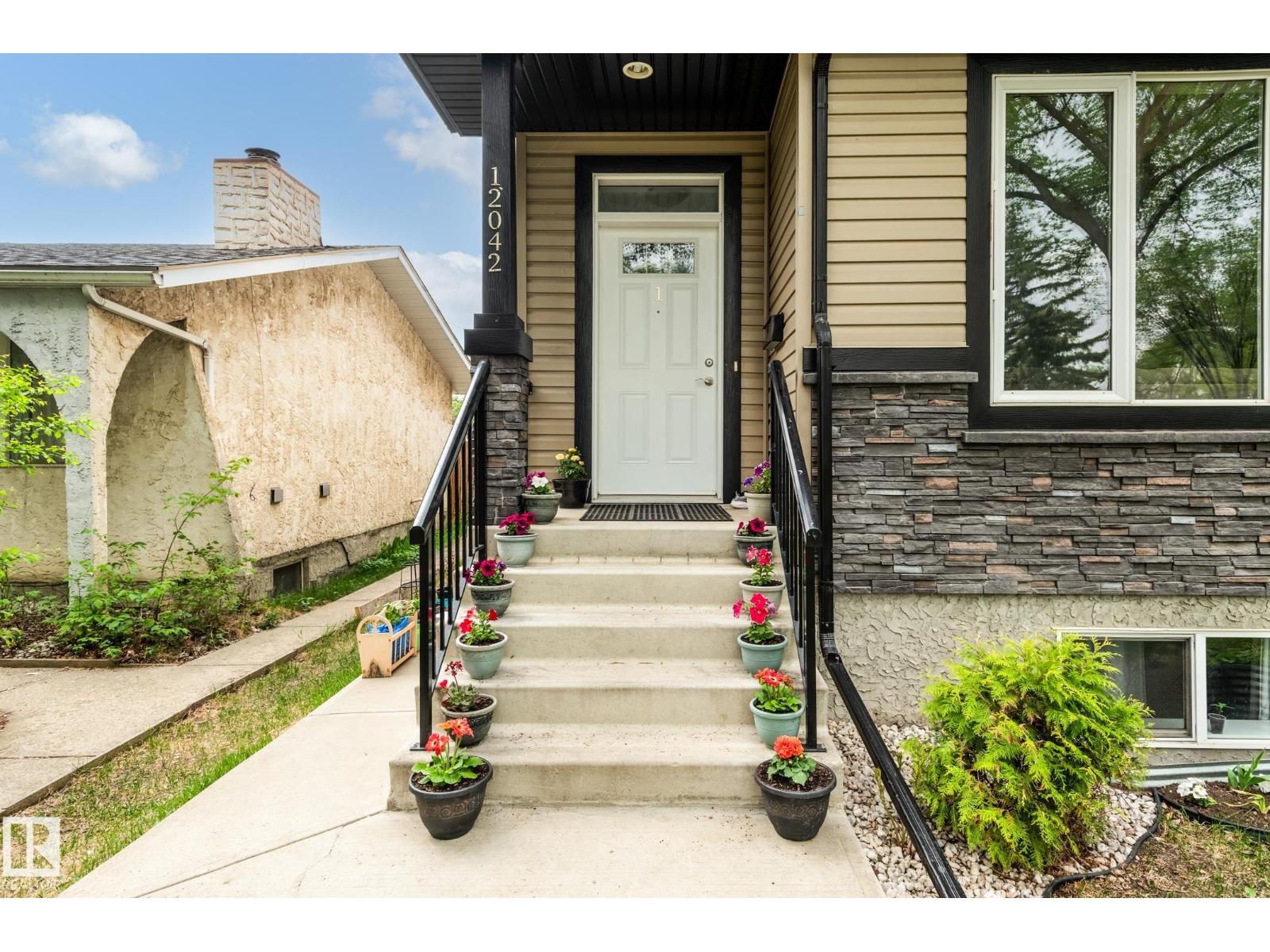 1-12042 101 Street NW, Edmonton, AB, T5G2C1 photo 2