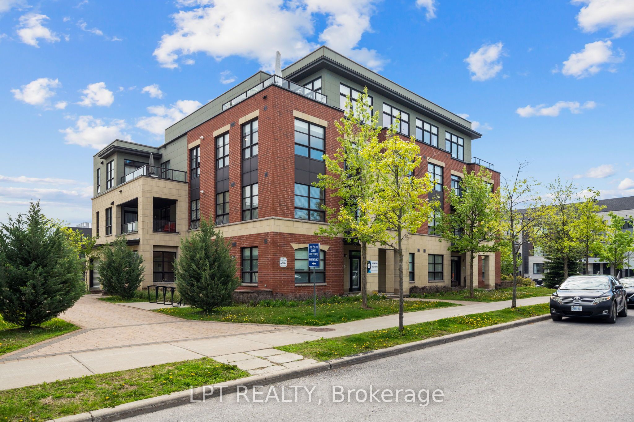 Additional image 3 of 301-298 Glenroy Gilbert Drive, Ottawa, ON, K2J 5W2