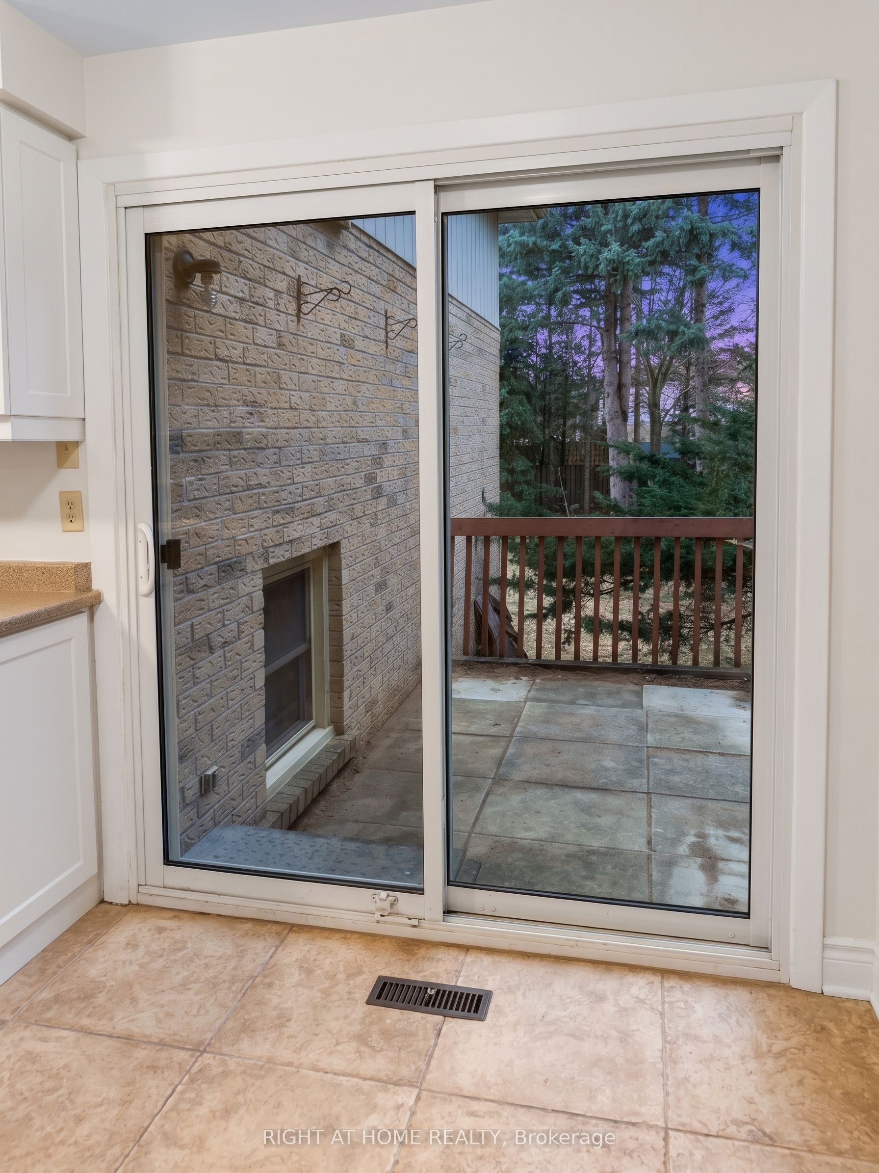 Additional image 5 of 505 London Road, Newmarket, ON, L3Y 6E4