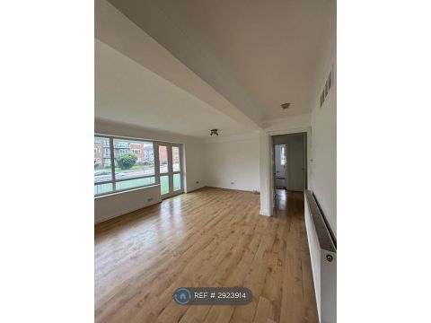 Dove Park, Pinner HA5