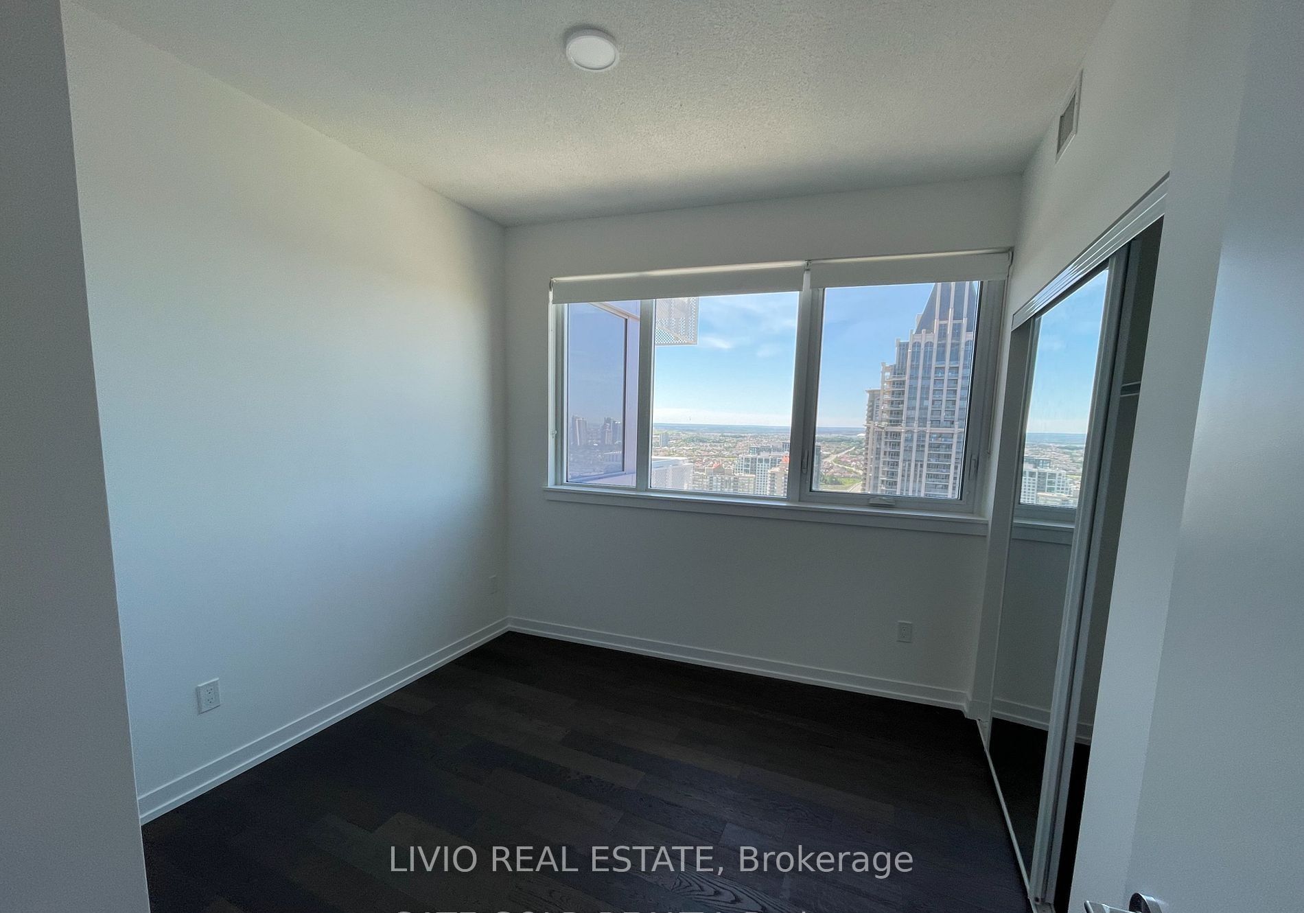 Additional image 3 of 3204-4065 Confederation Parkway, Mississauga, ON, L5B 0L4