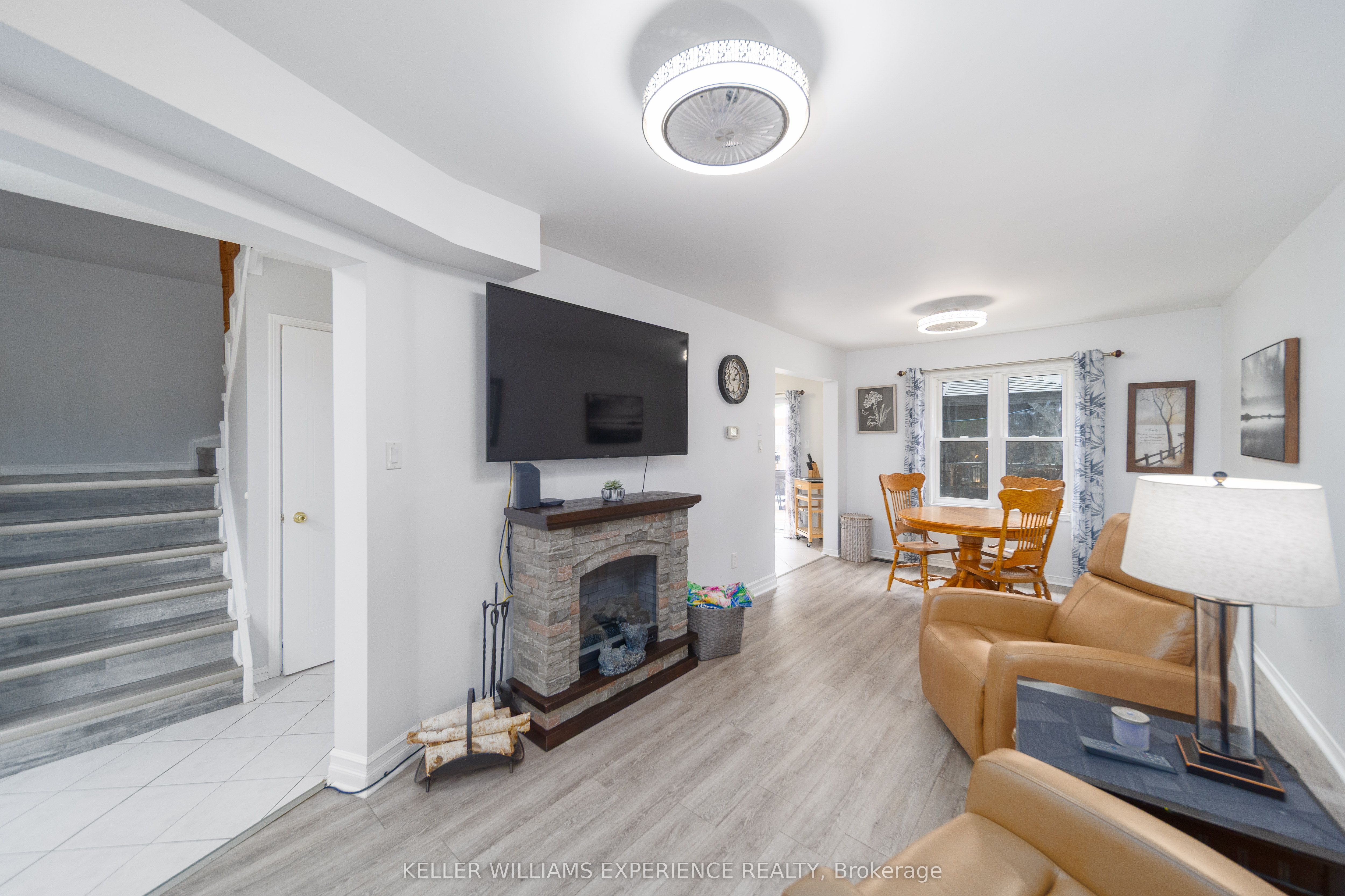 93 Athabaska Road, Barrie, ON, L4N 8E9 photo 4
