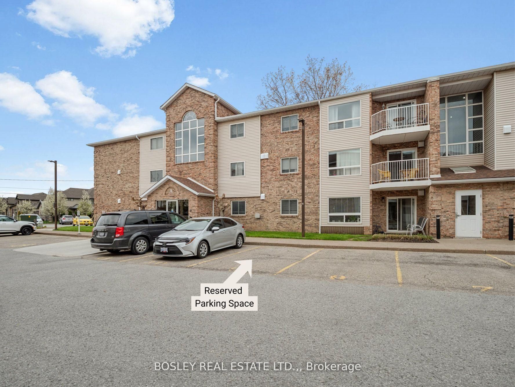 205A-1061 Vansickle Road N, St. Catharines, ON, L2S 2X4 photo 4
