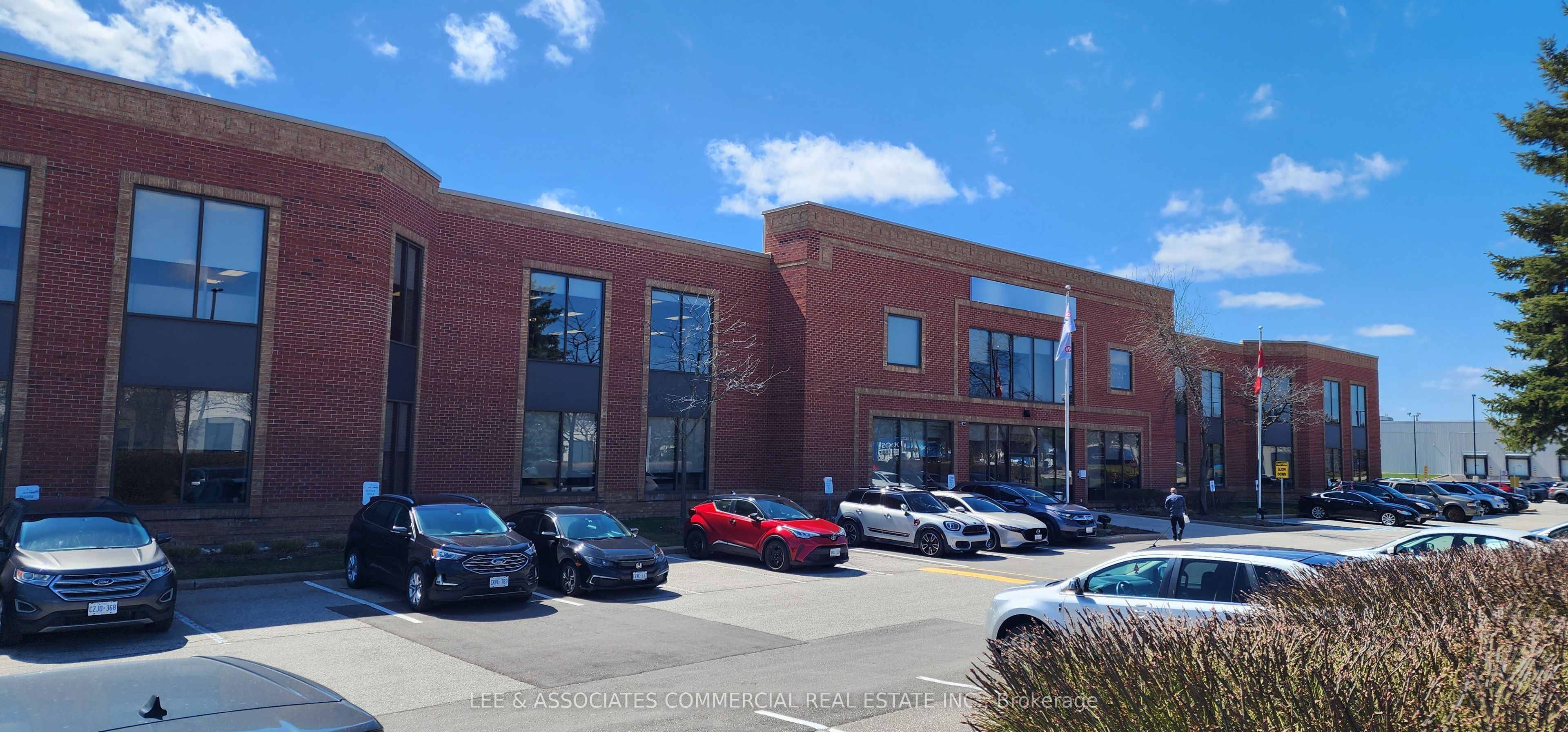 5860 Chedworth Way, Mississauga, ON, L5R 0A2