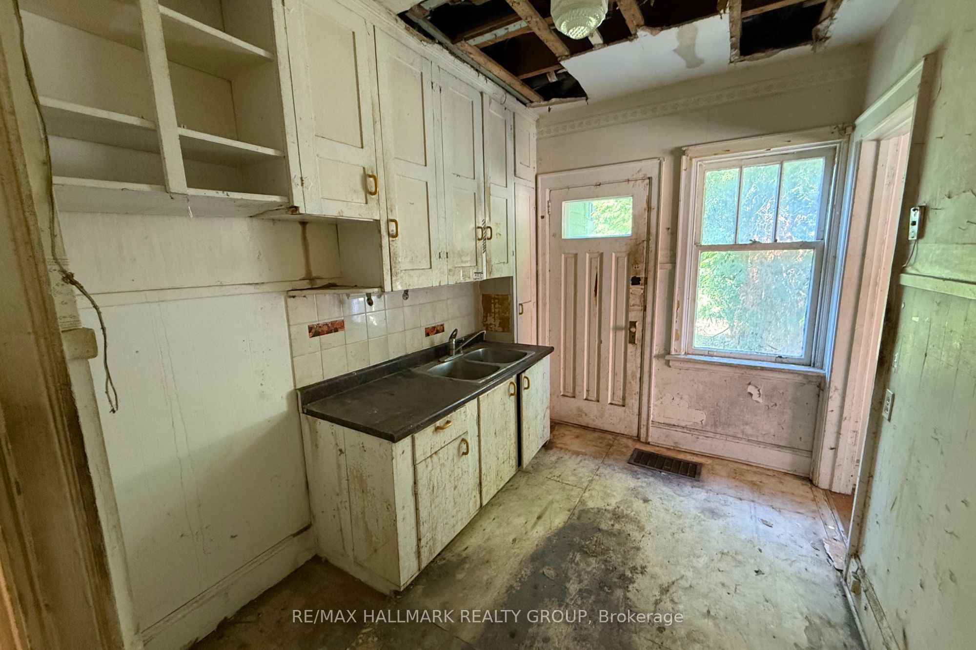 Additional image 6 of 142 Clarendon Avenue, Ottawa, ON, K1Y 0R5
