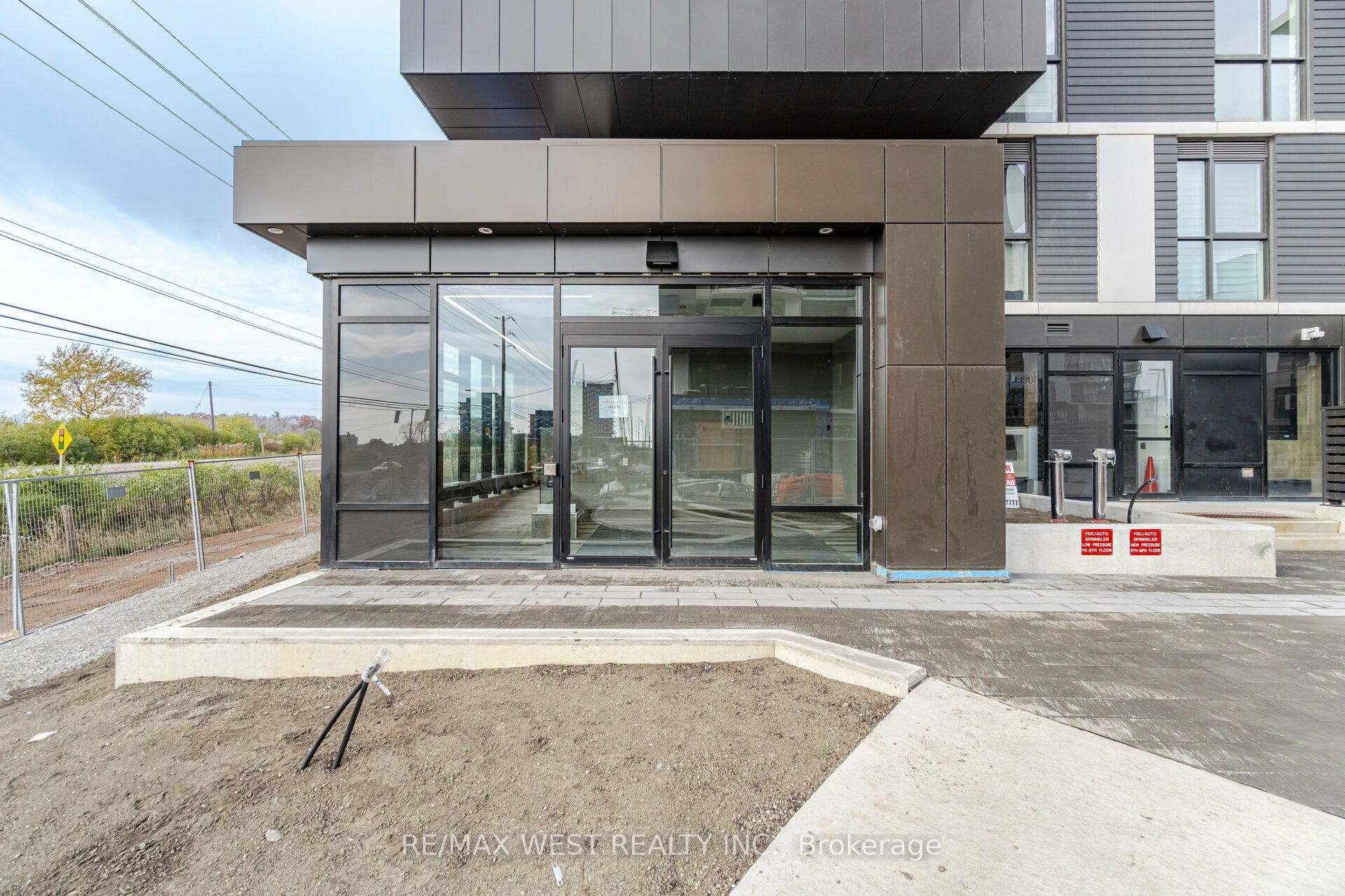 708-345 Wheat Boom Drive, Oakville, ON, L6H 7X4 photo 2