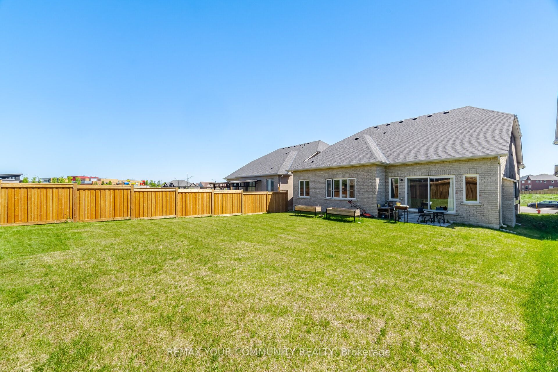 1646 Webster Boulevard, Innisfil, ON, L9S 0P7 photo 3