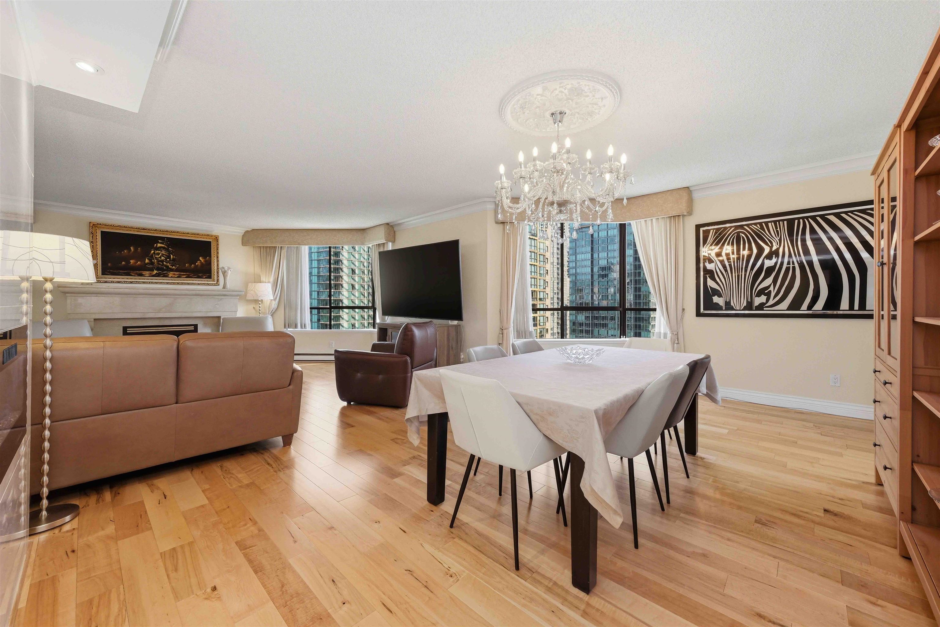 Additional image 3 of 1602-738 Broughton Street, Vancouver, BC, V6G 3A7