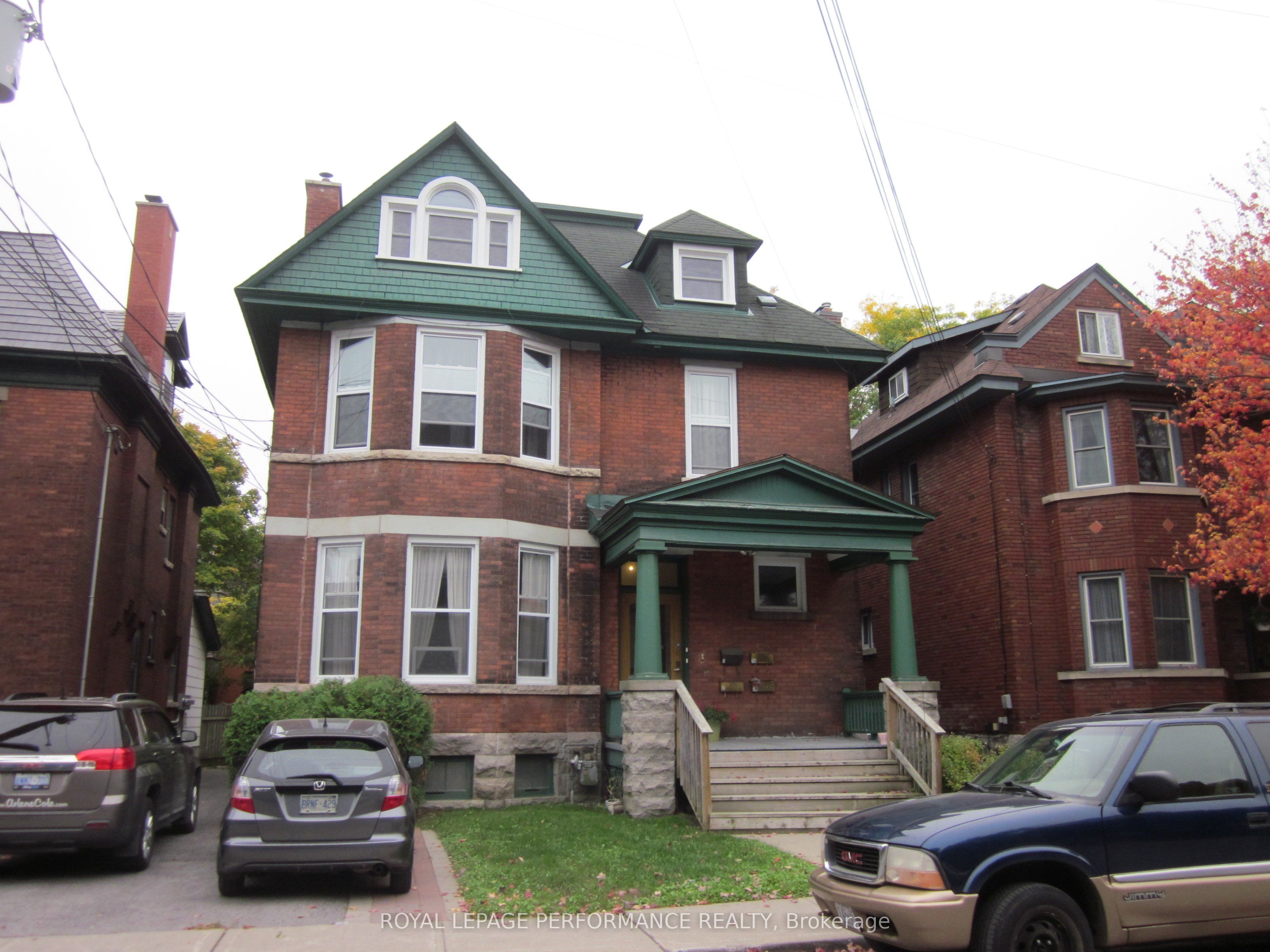 66 Delaware Avenue, Ottawa, ON, K2P 0Z3