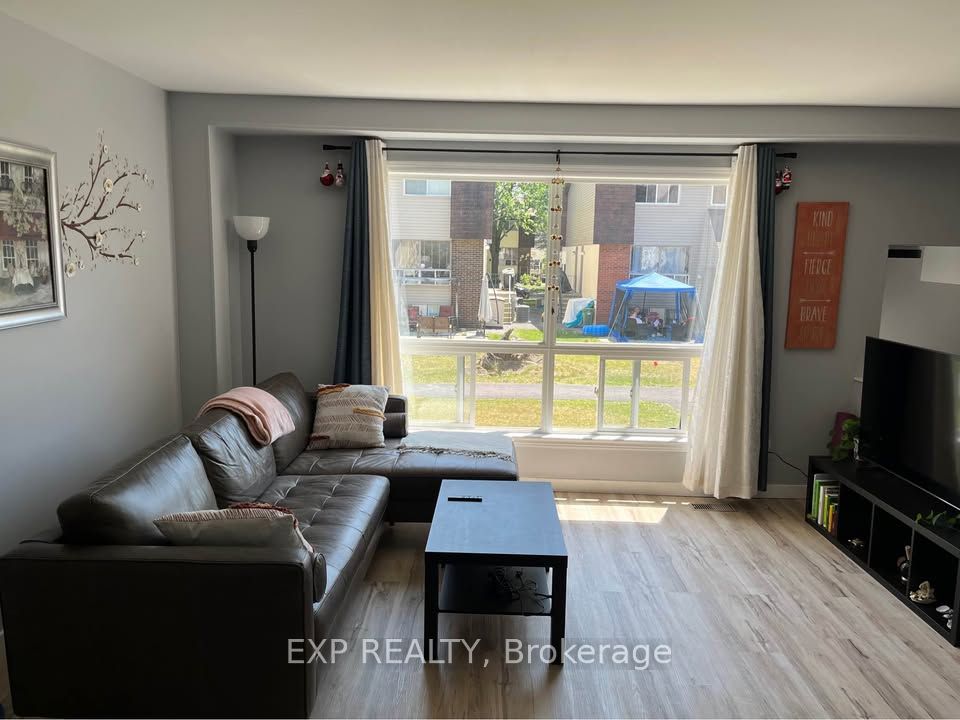 Additional image 3 of 135-20 Sonnet Crescent, Ottawa, ON, K2H 8W7