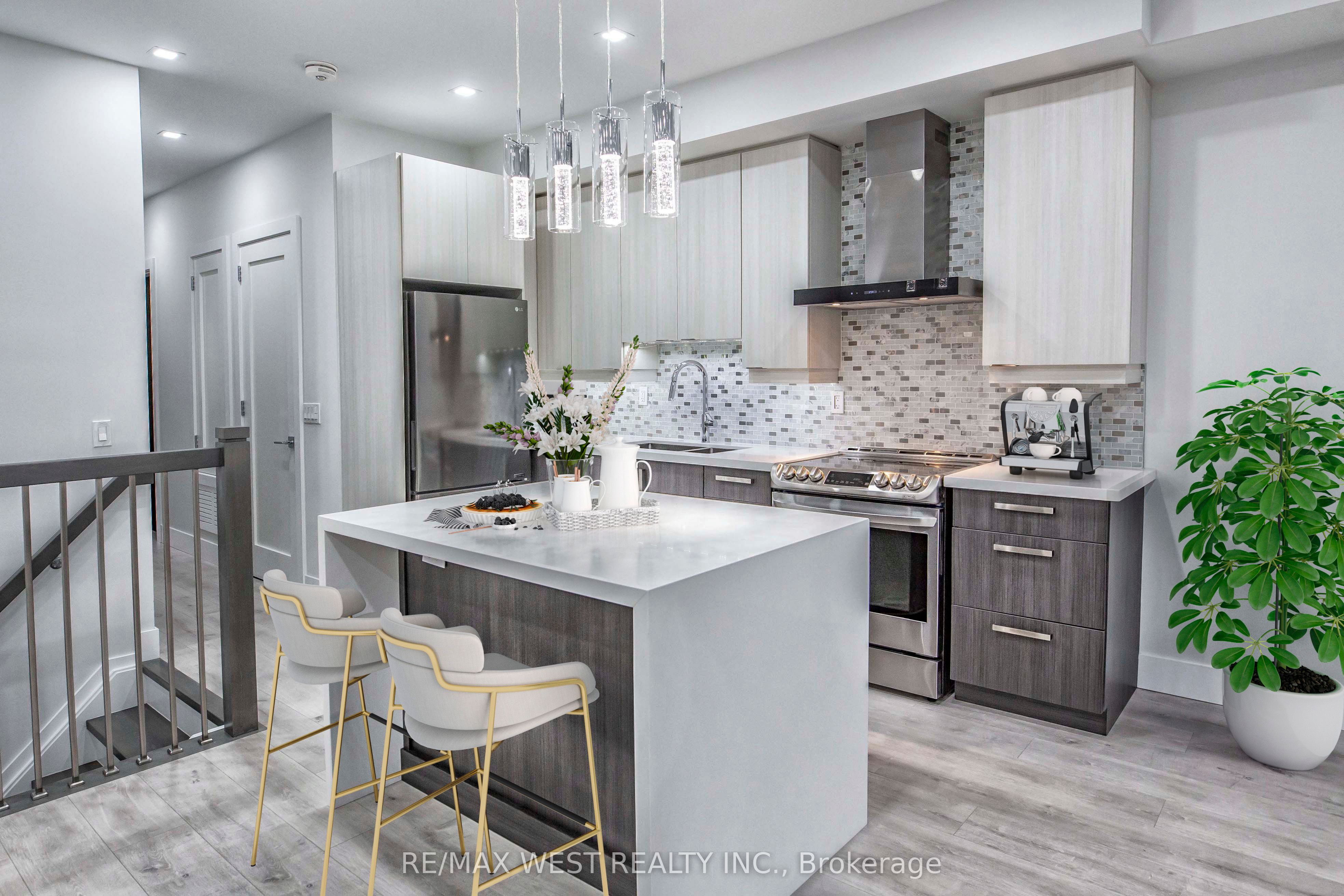 Additional image 3 of 268 Sterling Road, Toronto, ON, M6R 2B9