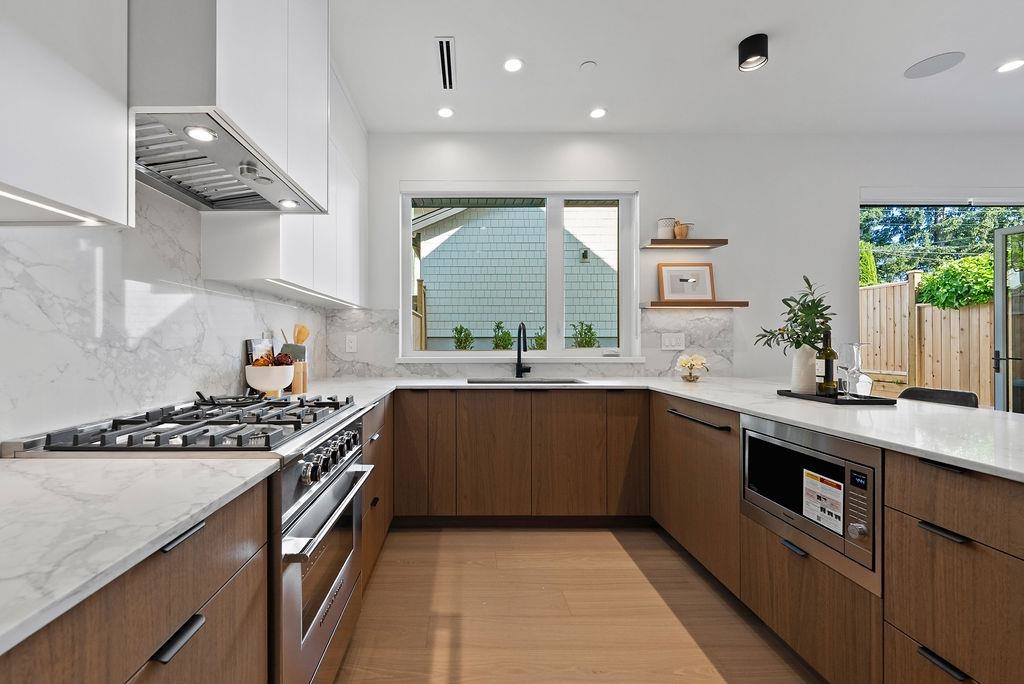 Additional image 6 of 2-6318 Sophia Street, Vancouver, BC, V5W 2W6
