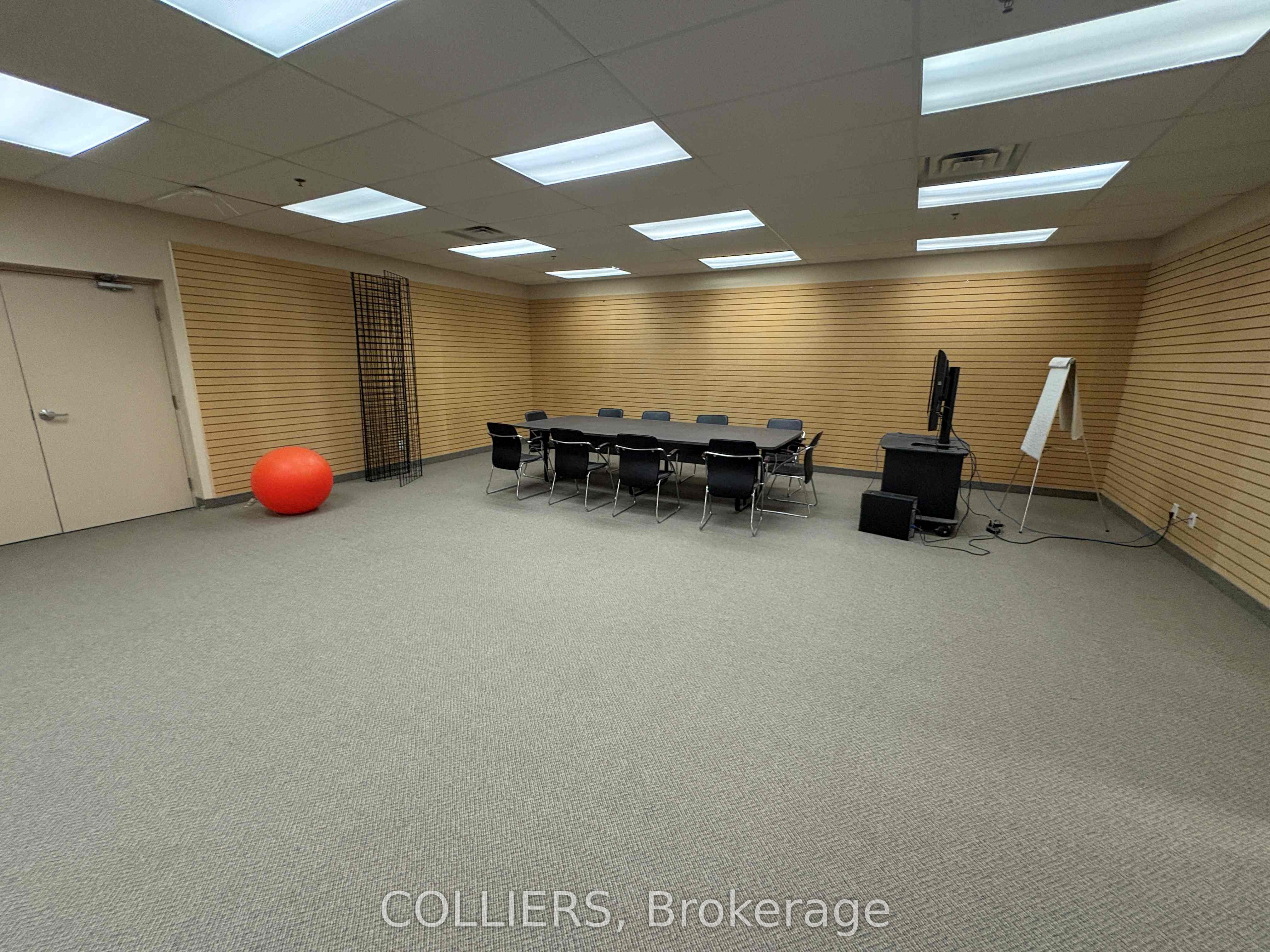 Additional image 4 of Unit 1 - 2nd-159 Don Hillock Drive, Aurora, ON, L4G 0K2