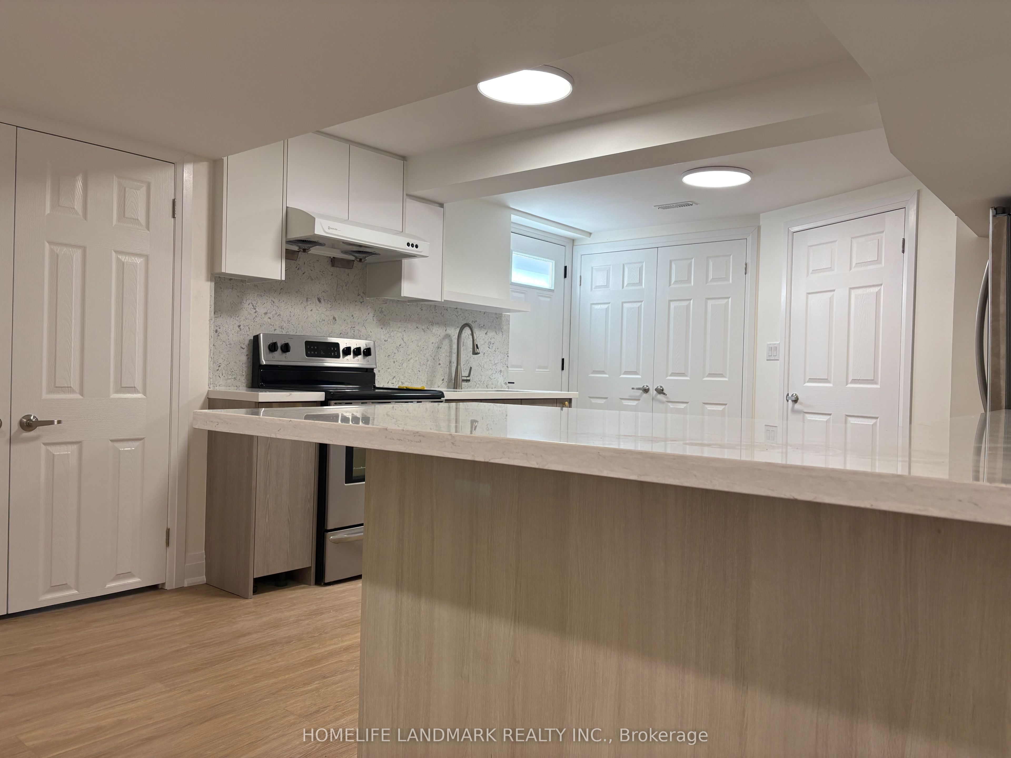 Lower 39 Silversted Drive, Toronto, ON, M1S 3G4 photo 3