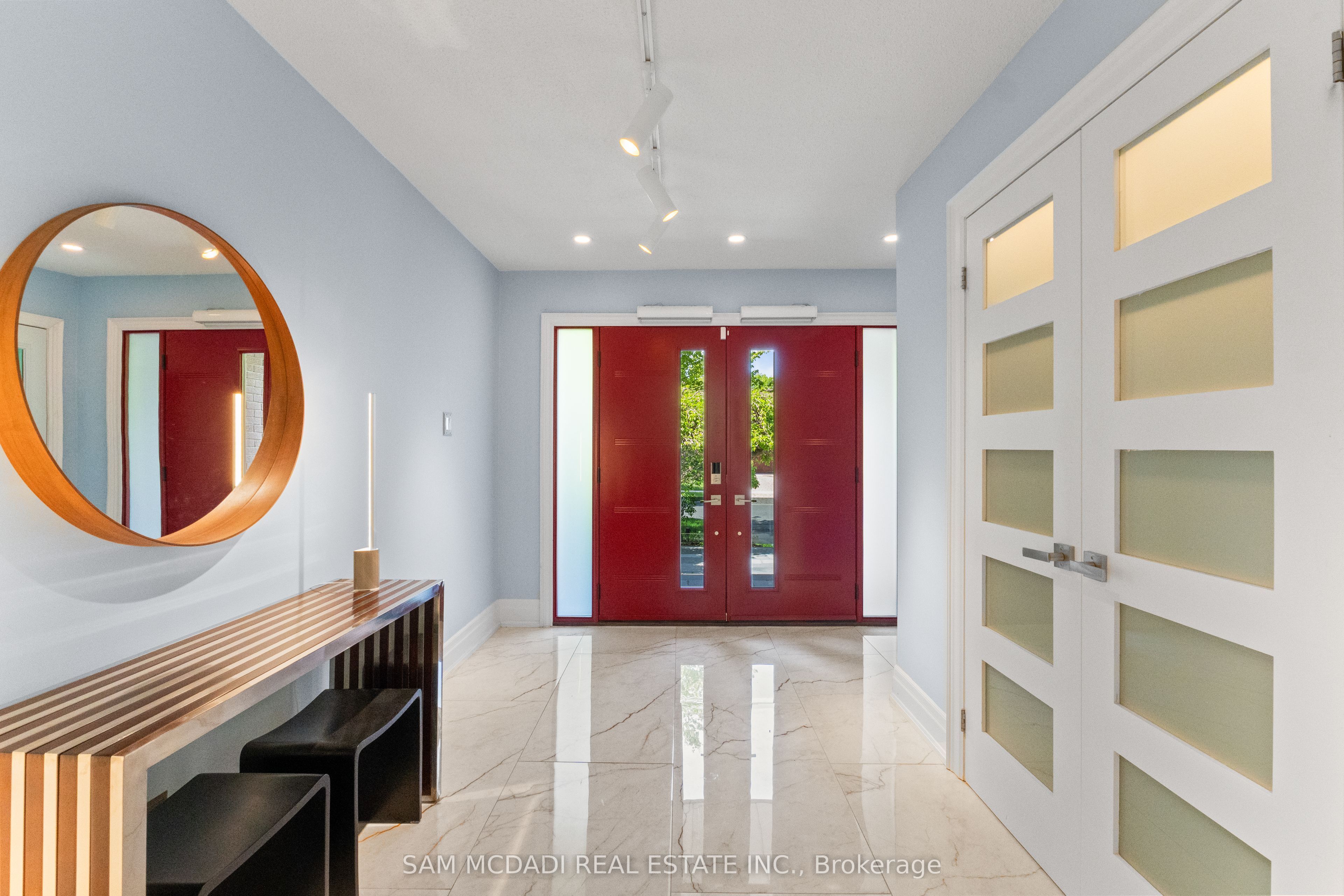 Additional image 5 of 5 Canterbury Crescent, Toronto, ON, M9A 5A4