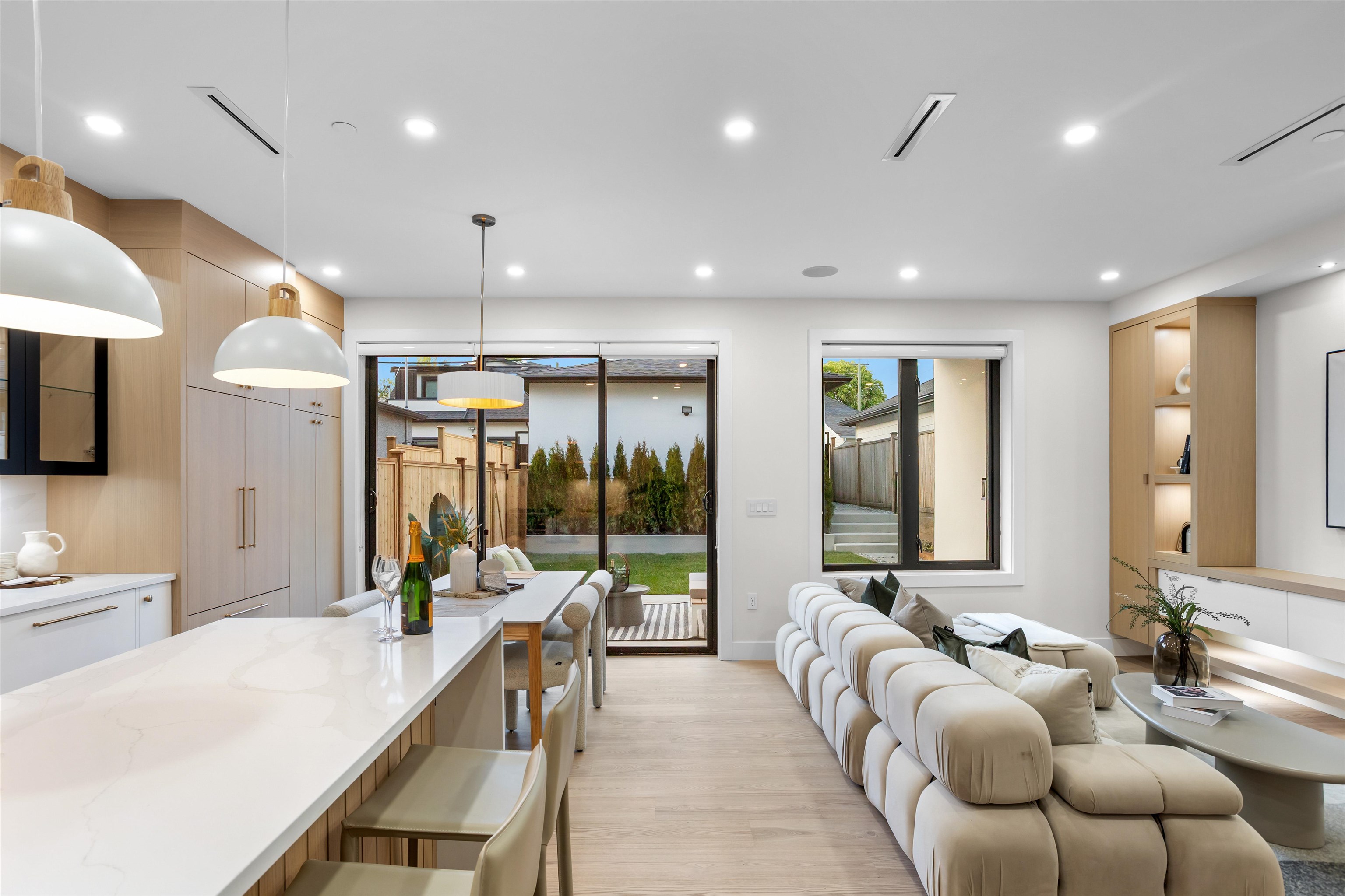 Additional image 6 of 2-165 45th Avenue E, Vancouver, BC, V5W 1W8