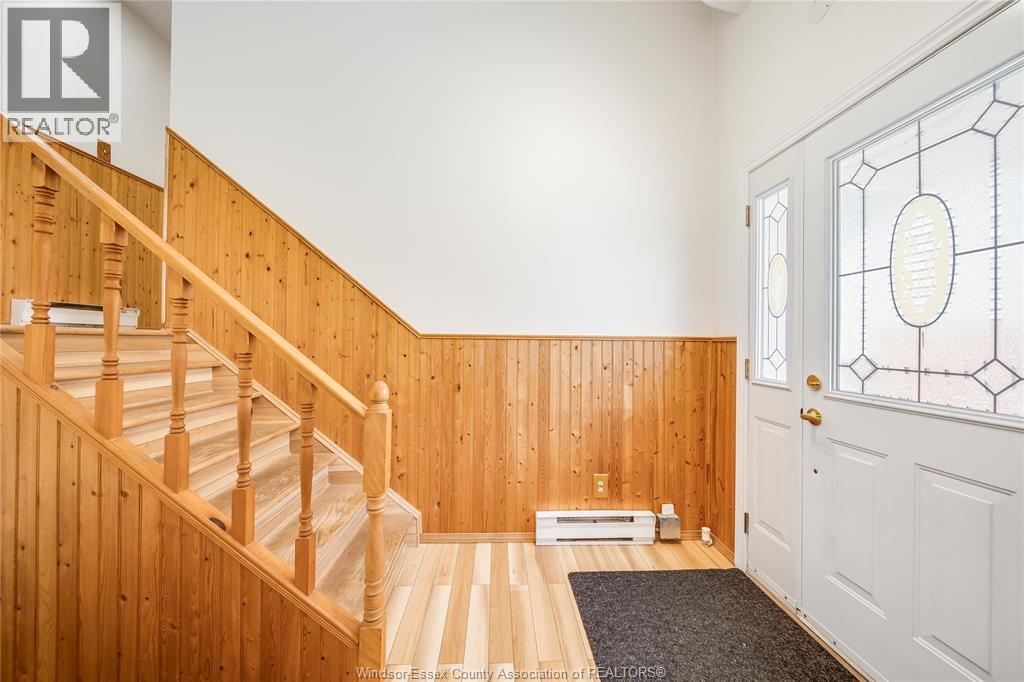 1229 Arncliffe , Windsor, ON photo 5