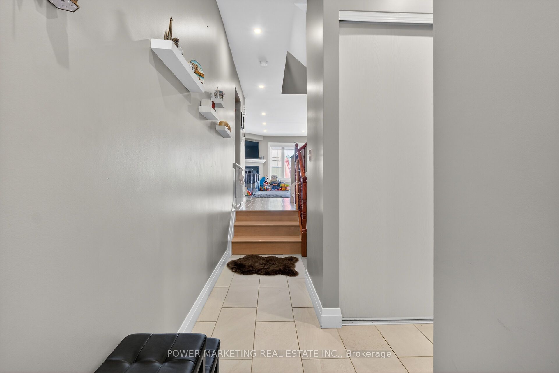Additional image 6 of 551 Louis Toscano Drive, Ottawa, ON, K4A 0A8