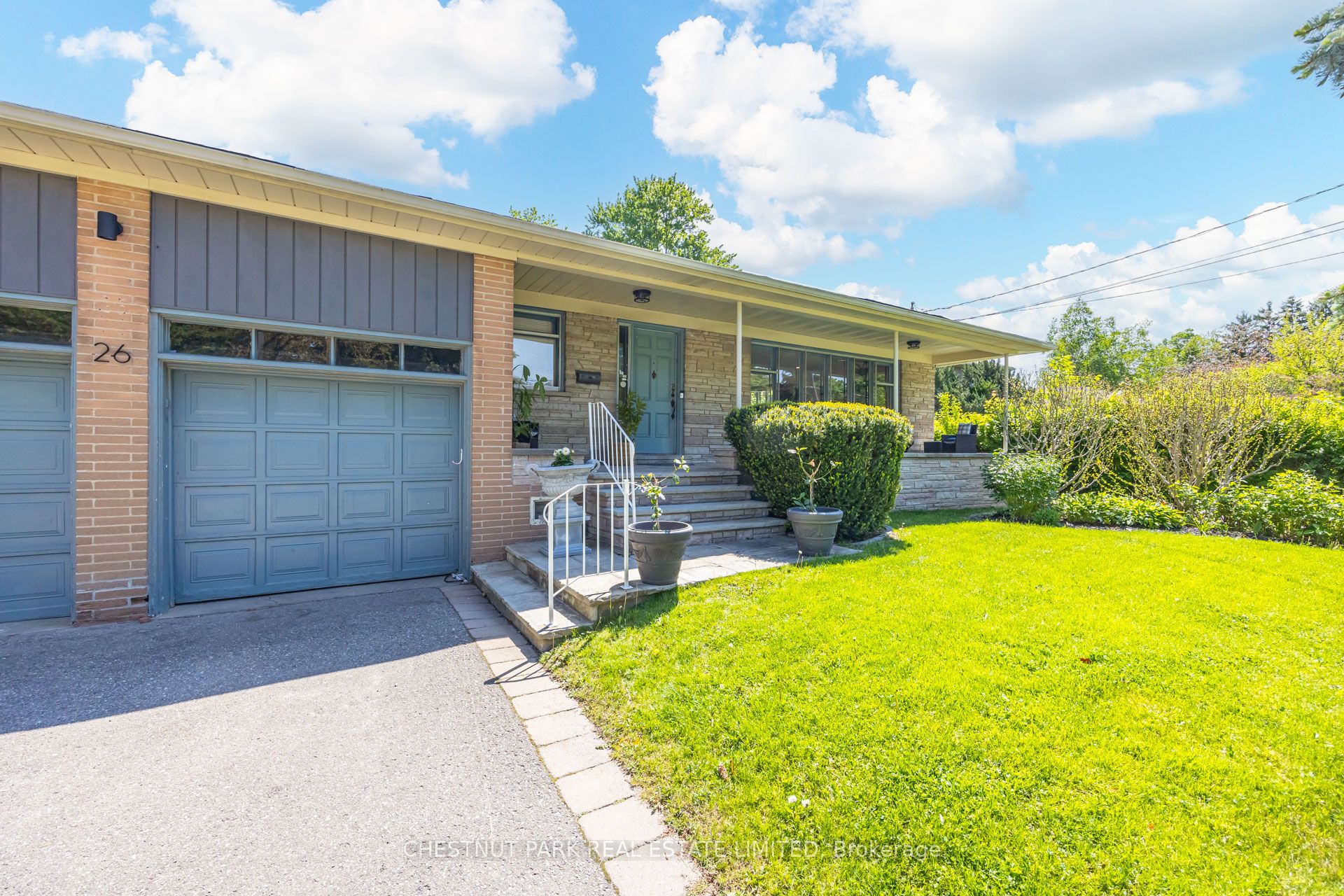 Additional image 2 of 26 Hearthstone Crescent, Toronto, ON, M2R 1G3