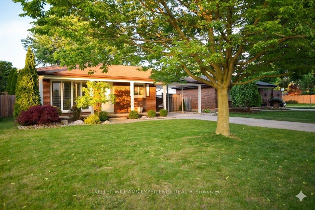 1290 Janisse Drive, Windsor, ON, N8S 2W3