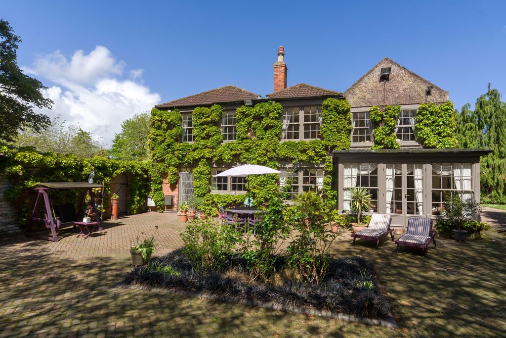 Additional image 52 of 5 bed detached house for saleAylesby Road, Great Coates, Grimsby DN37