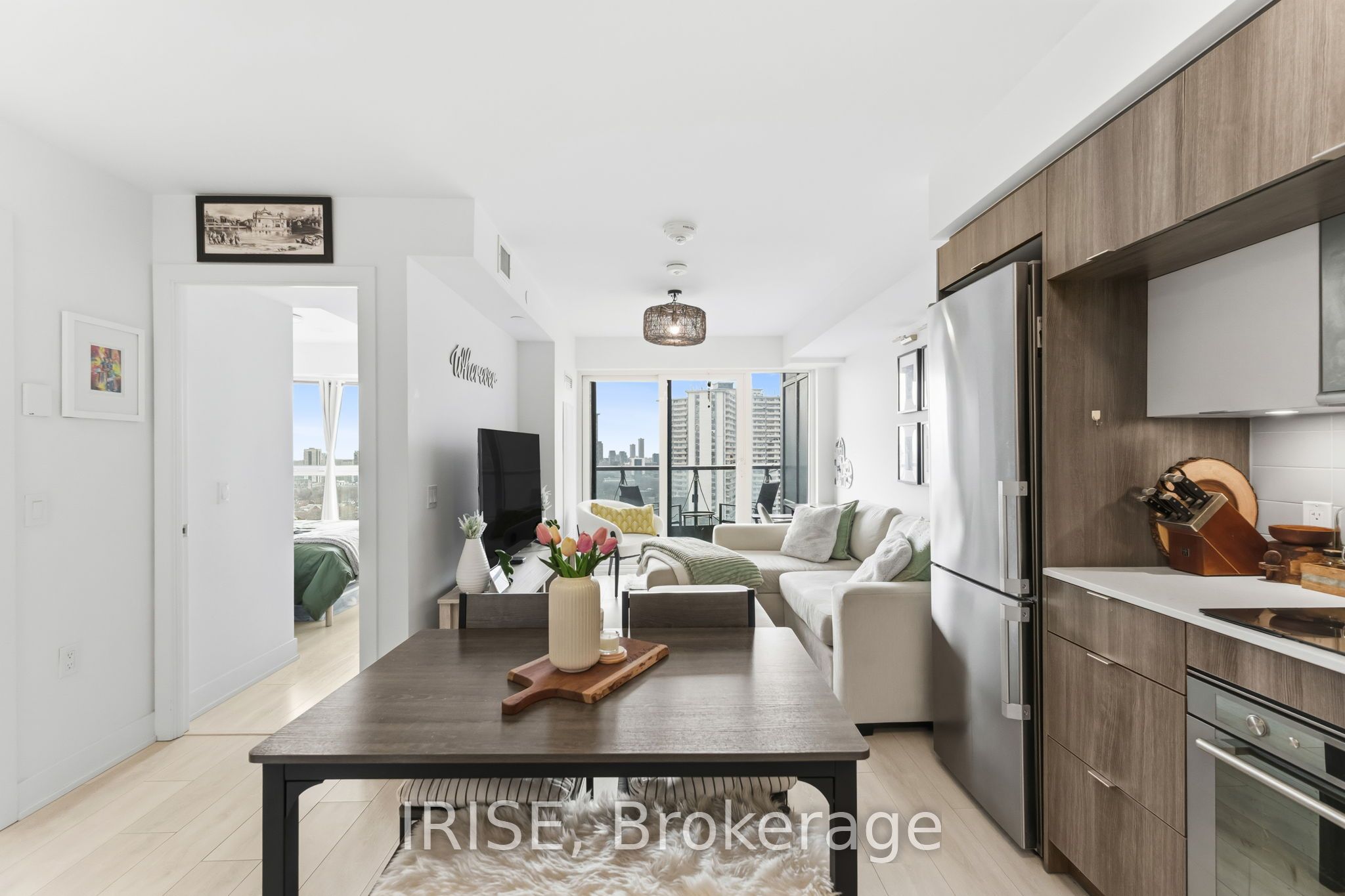 2019-585 Bloor St N/a E, Toronto, ON, M4W 0B3