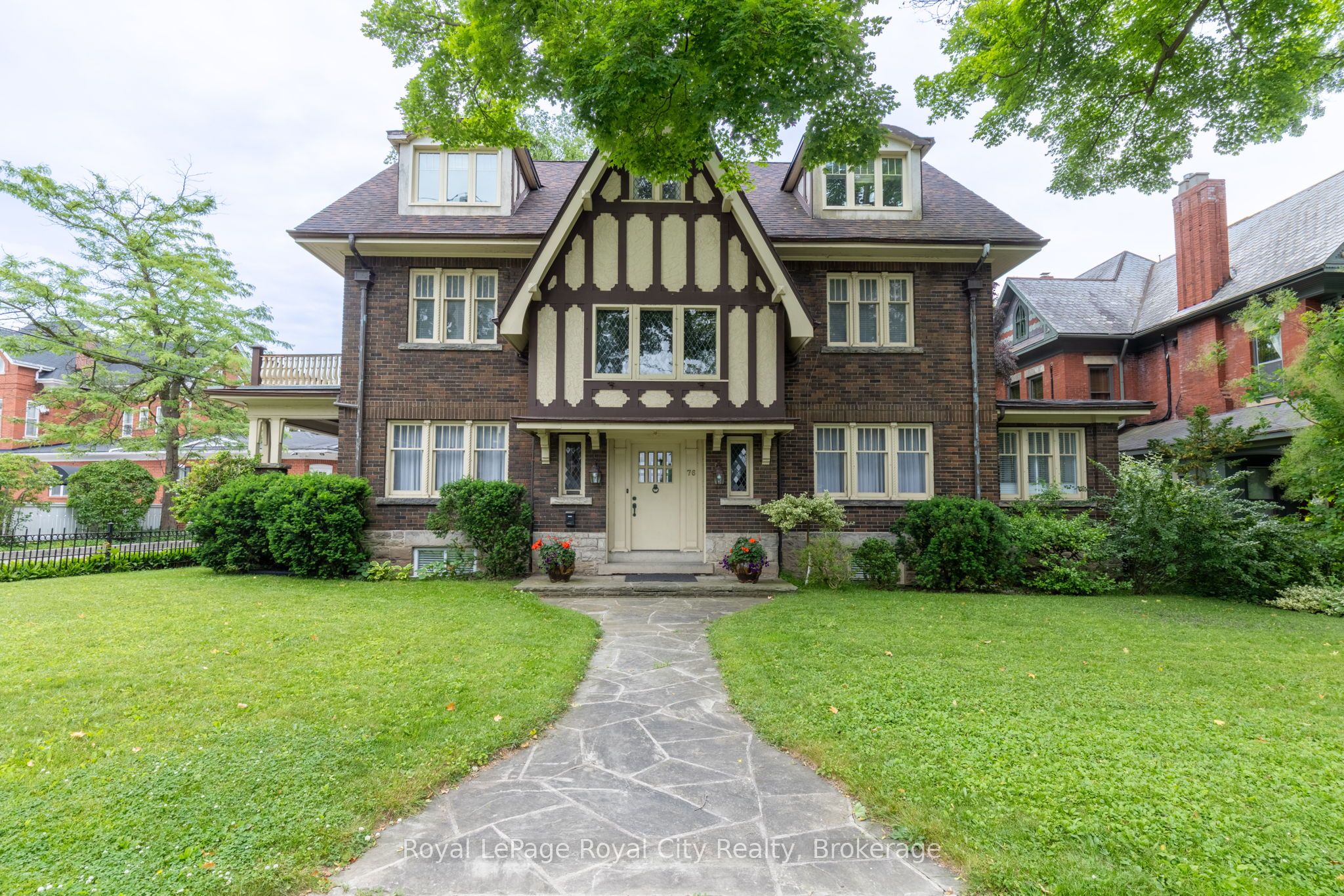 76 London Road W, Guelph, ON, N1H 2B7